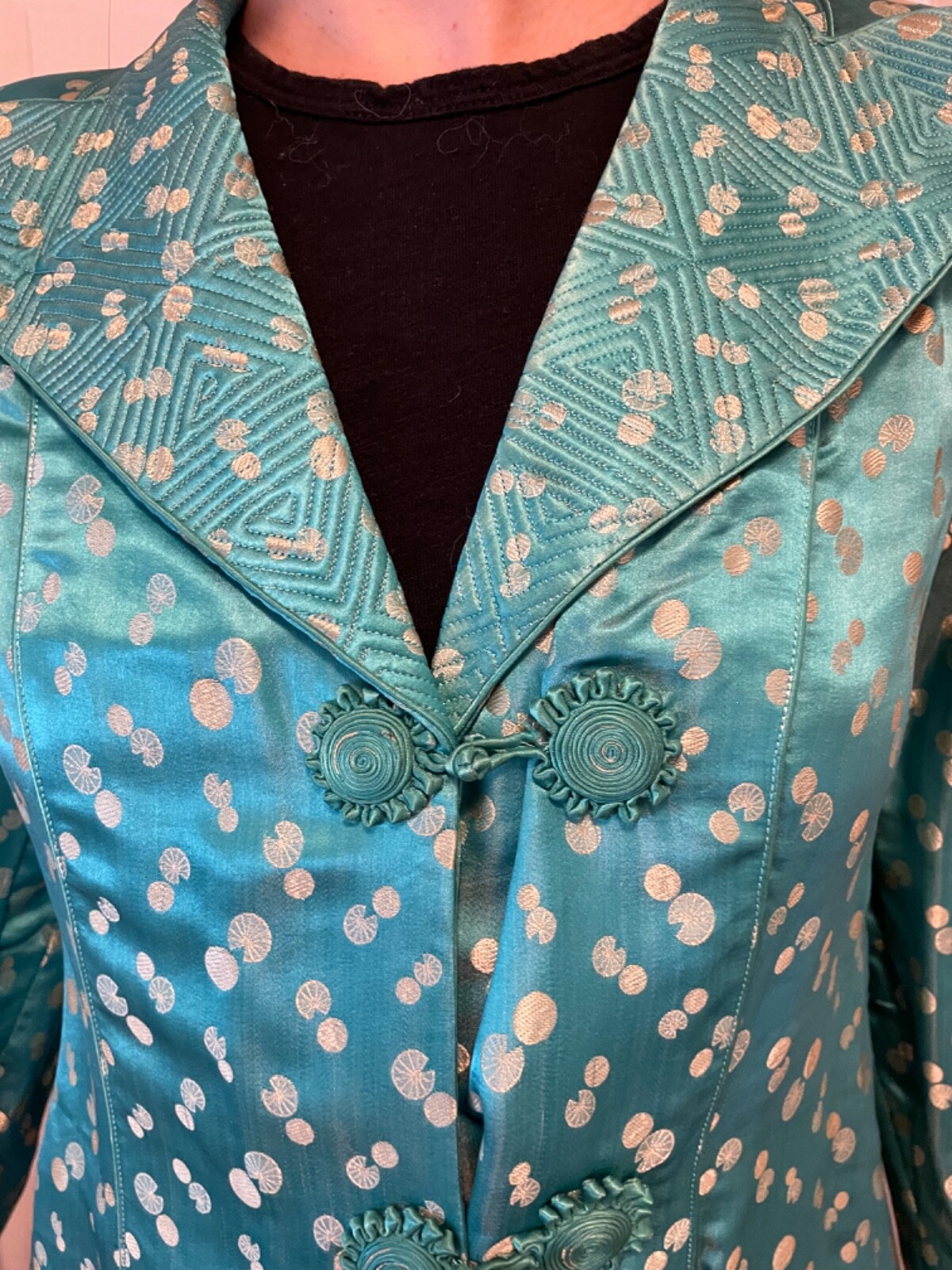 Vintage 1930s Turquoise and Gold Long Silk Jacket with Fancy Closure Size L