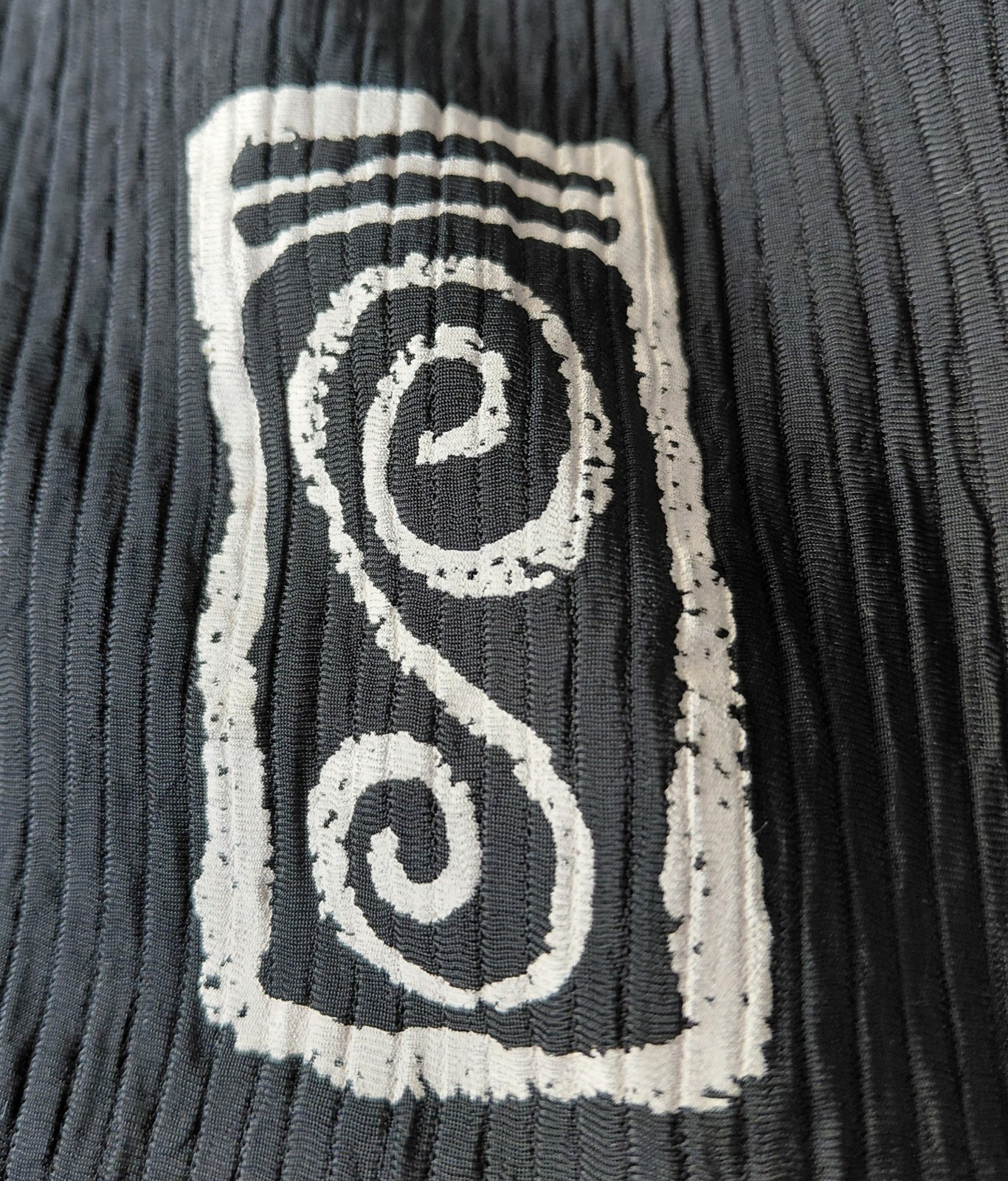 Vintage 90s Seung Lee Crinkle Skirt S Black Batik Tribal Fish Print USA Cotton
