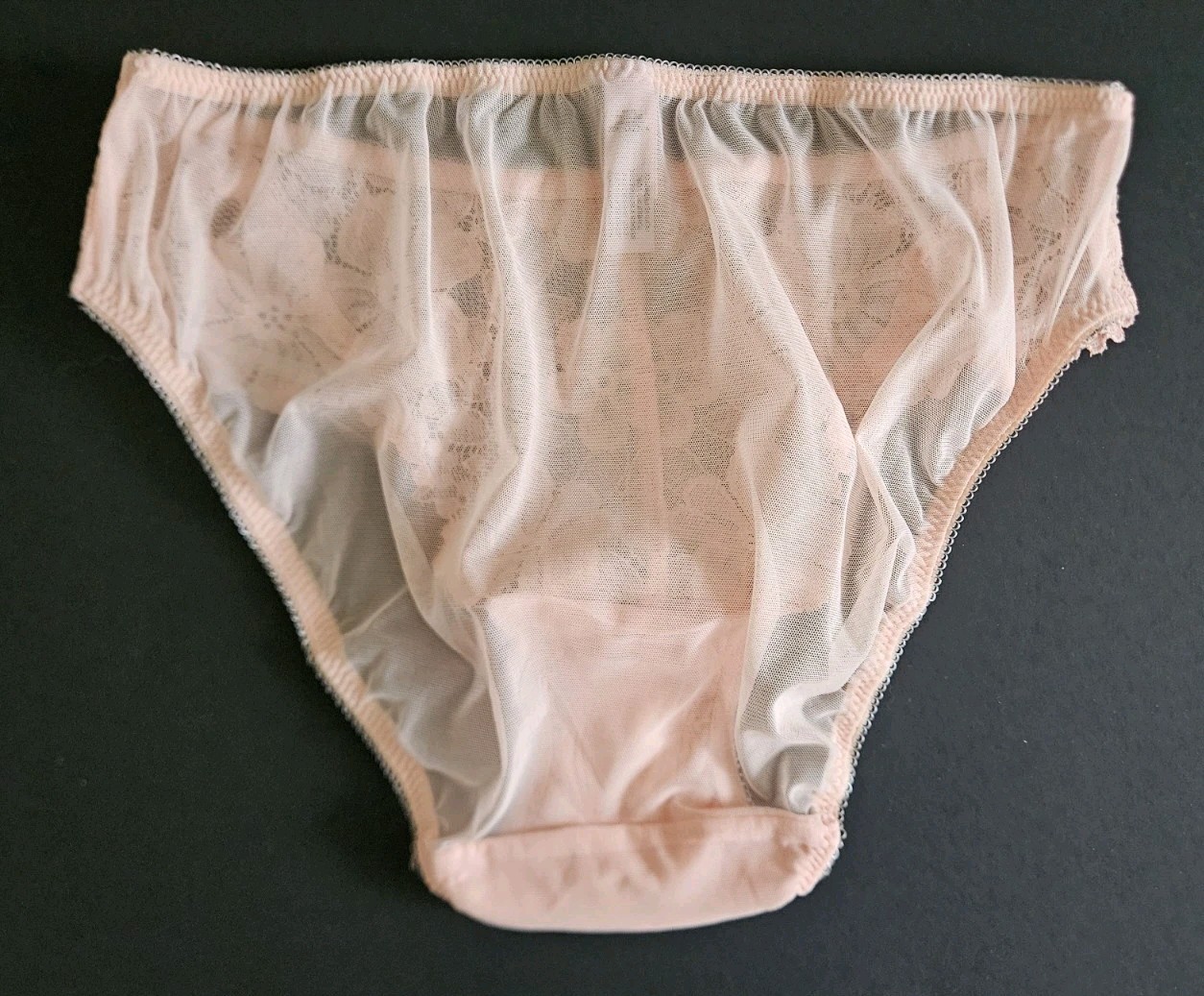 Vtg 90s Victorias Secret Lace Mesh Hi Cut Leg Medium Pink High Cut Panties NEW 2