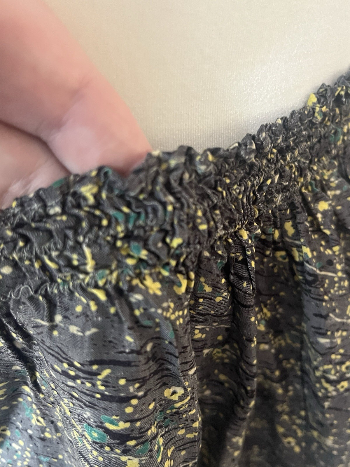 Very Pretty Vintage 1940’s-50’s Gray Silk Skirt