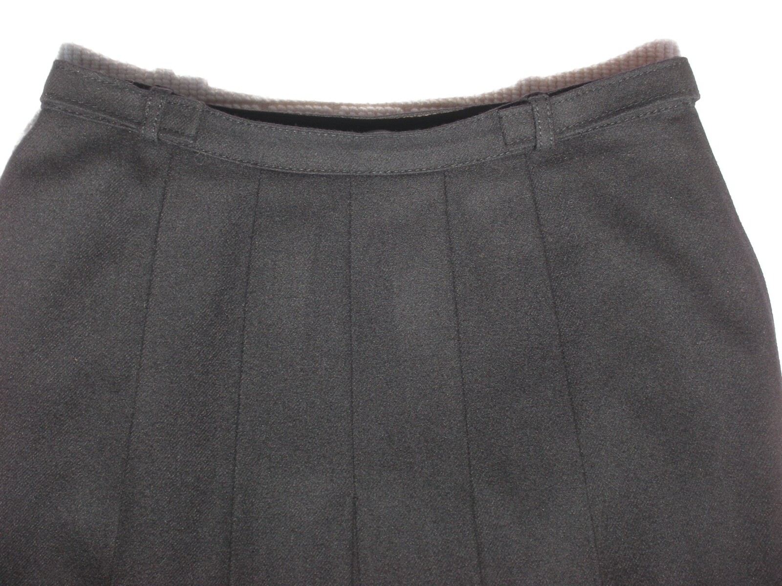 BLACK VIRGIN WOOL BLEND A-LINE SKIRT FRONT PLEATS, 28″ LONG by HAMMER US 8/10