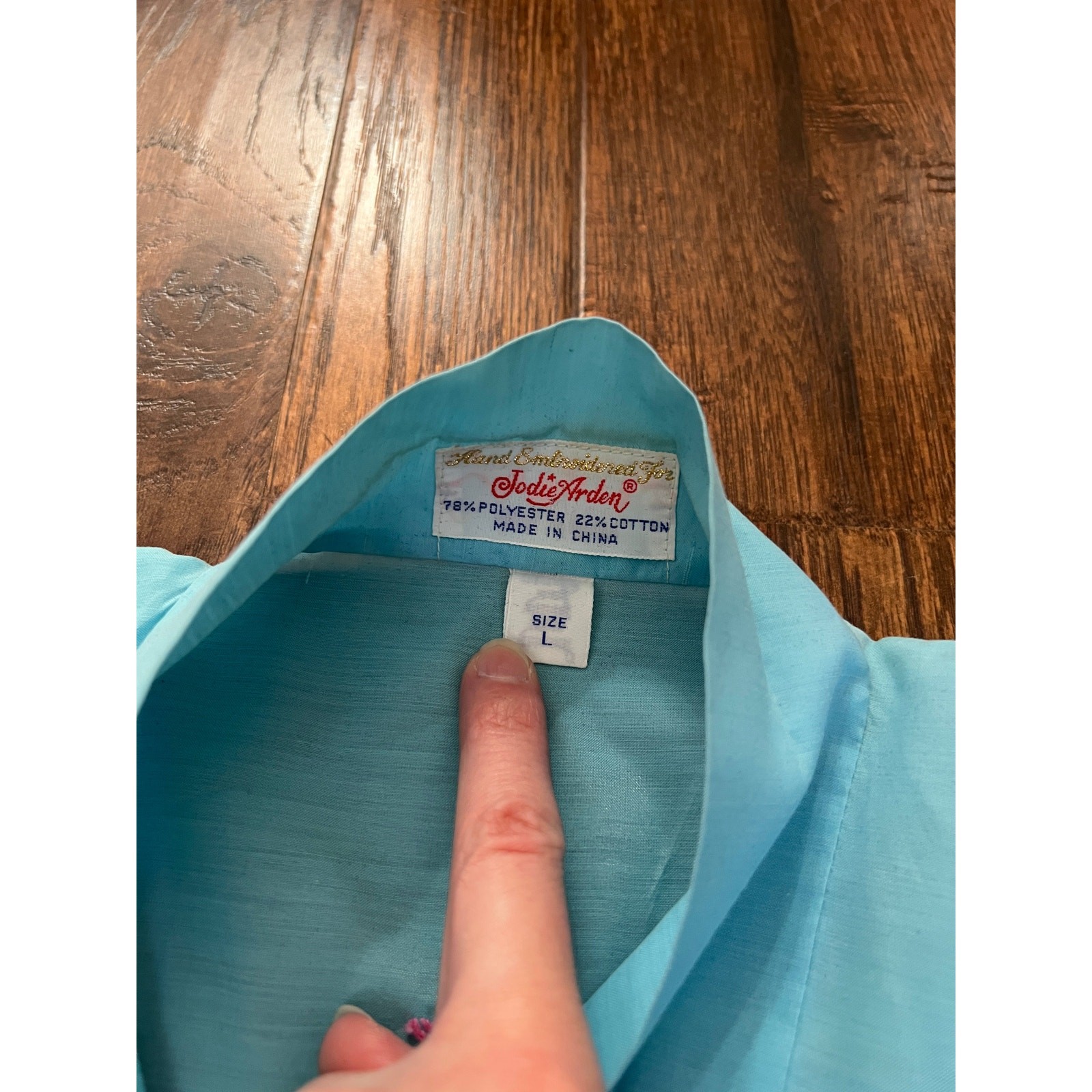 Vintage Jodie Arden Kimono Robe – Pale Blue Embroidered Pagoda Asian Motif