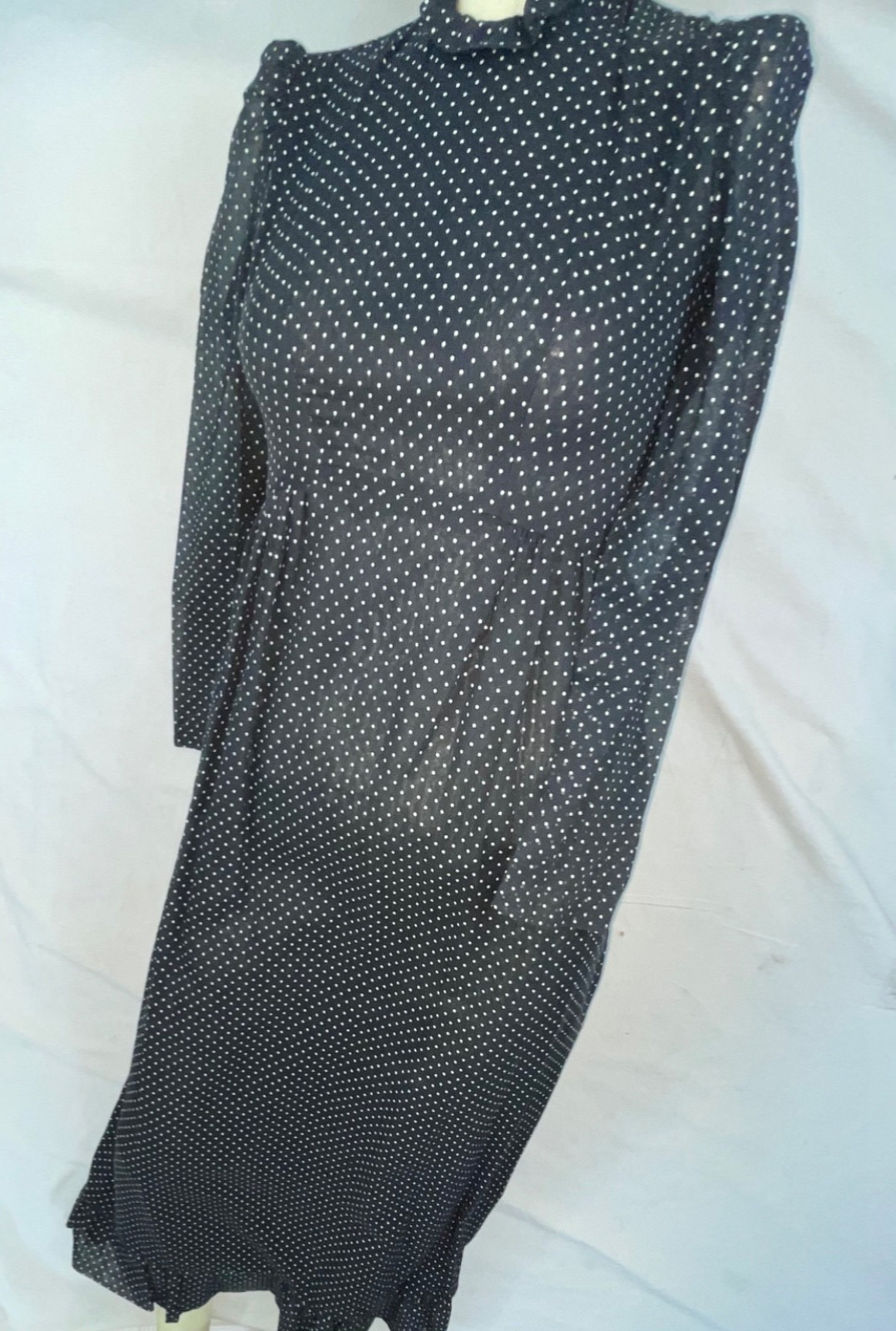 VTG 60S 70S DOES 40S WOMENS S BLACK POLKA DOT LONG HOUSE WORK DRESS