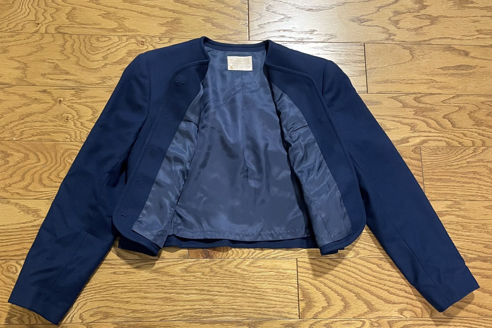 Vintage Pendleton Classic Suit Blazer Skirt Set Size 8 100% Virgin Wool Navy