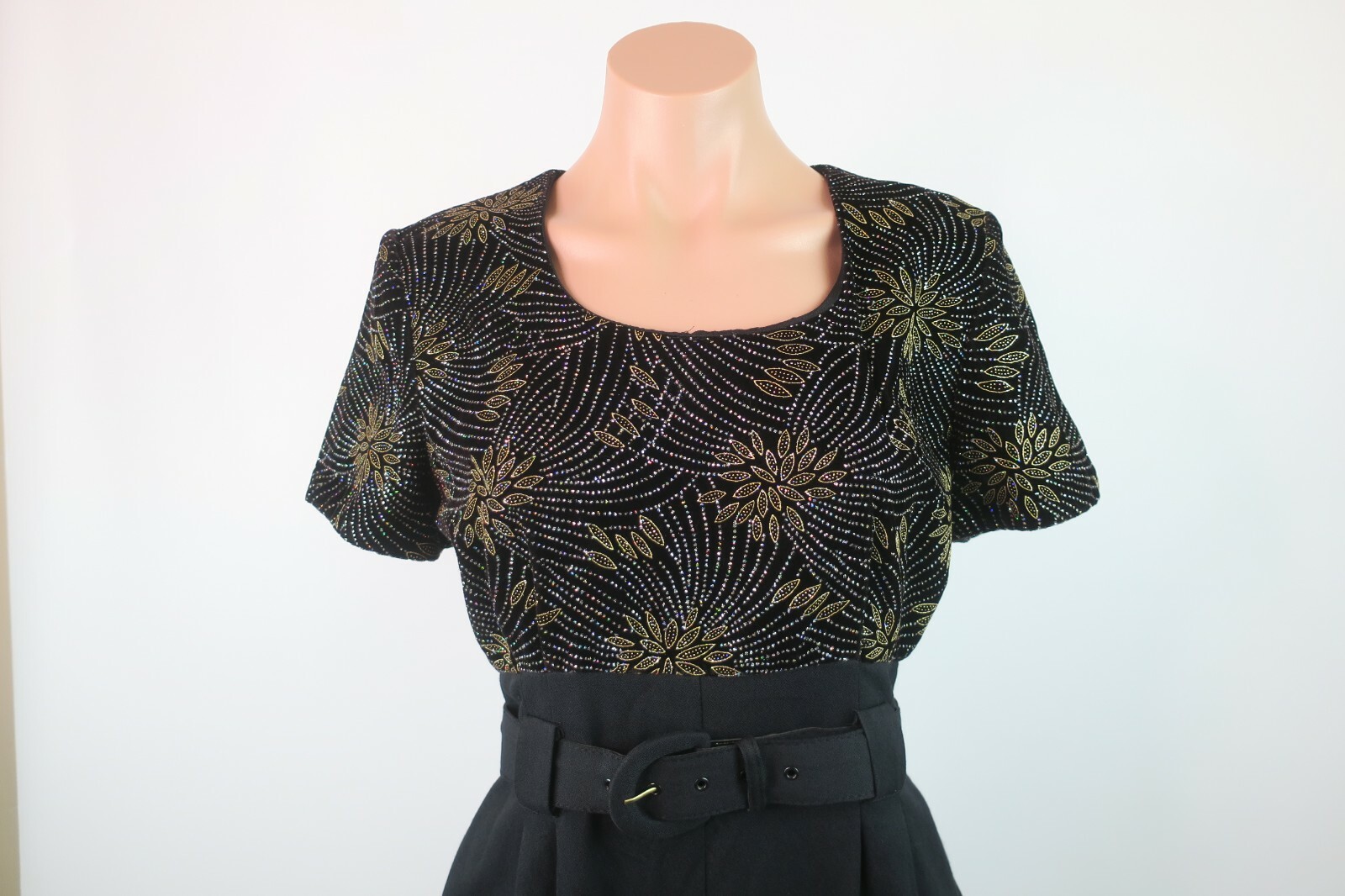 VTG 80s Sexy Glitter Tapered Boho Festival Jumpsuit Metallic Floral Belted sz 6