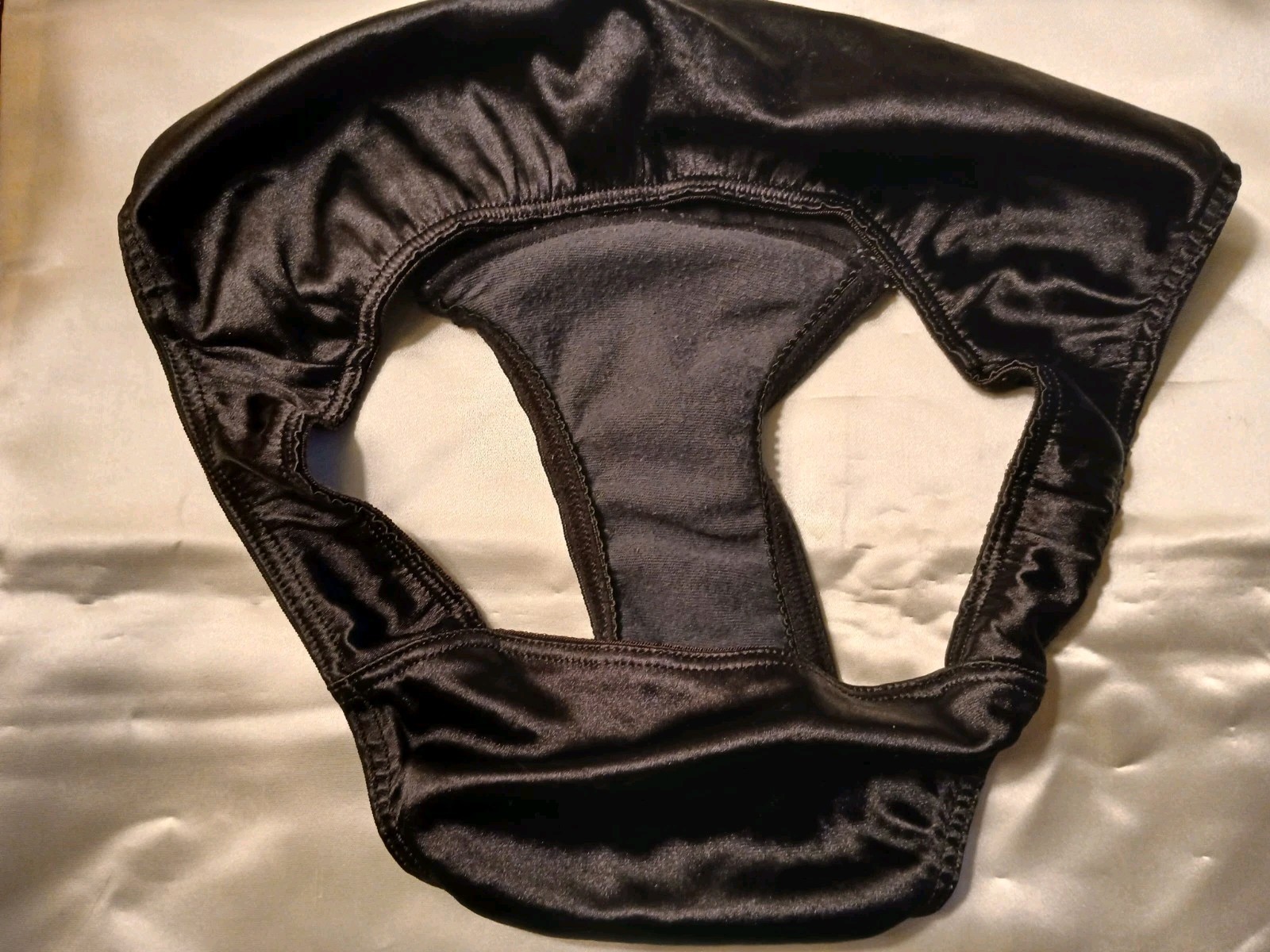 Vintage 90s Victoria’s Secret Black Satin Second Skin Hipster Bikini Panties M