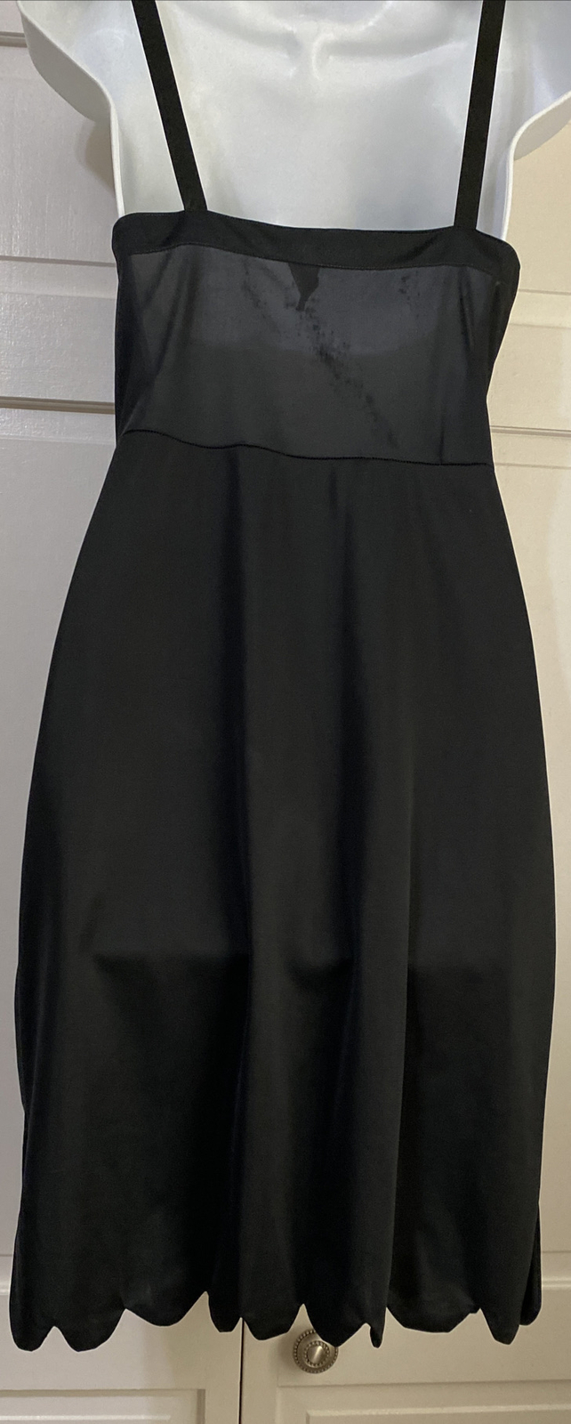 Vintage ARISTOCRAFT Nylon Black Full Slip w/ Scalloped Hem Size 34 Short