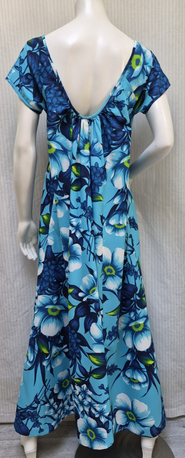 Vintage HAWAIIAN PALM Blue Floral Print Watteau-Back Maxi Dress – Size M/L – EUC