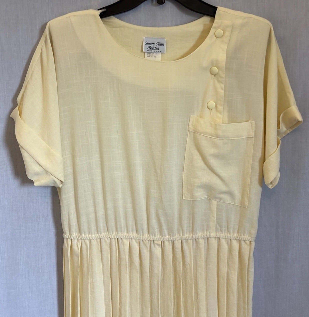 Vintage Stuart Alan Petites 8P Womens Butter Yellow Pleated Dress Made in USA