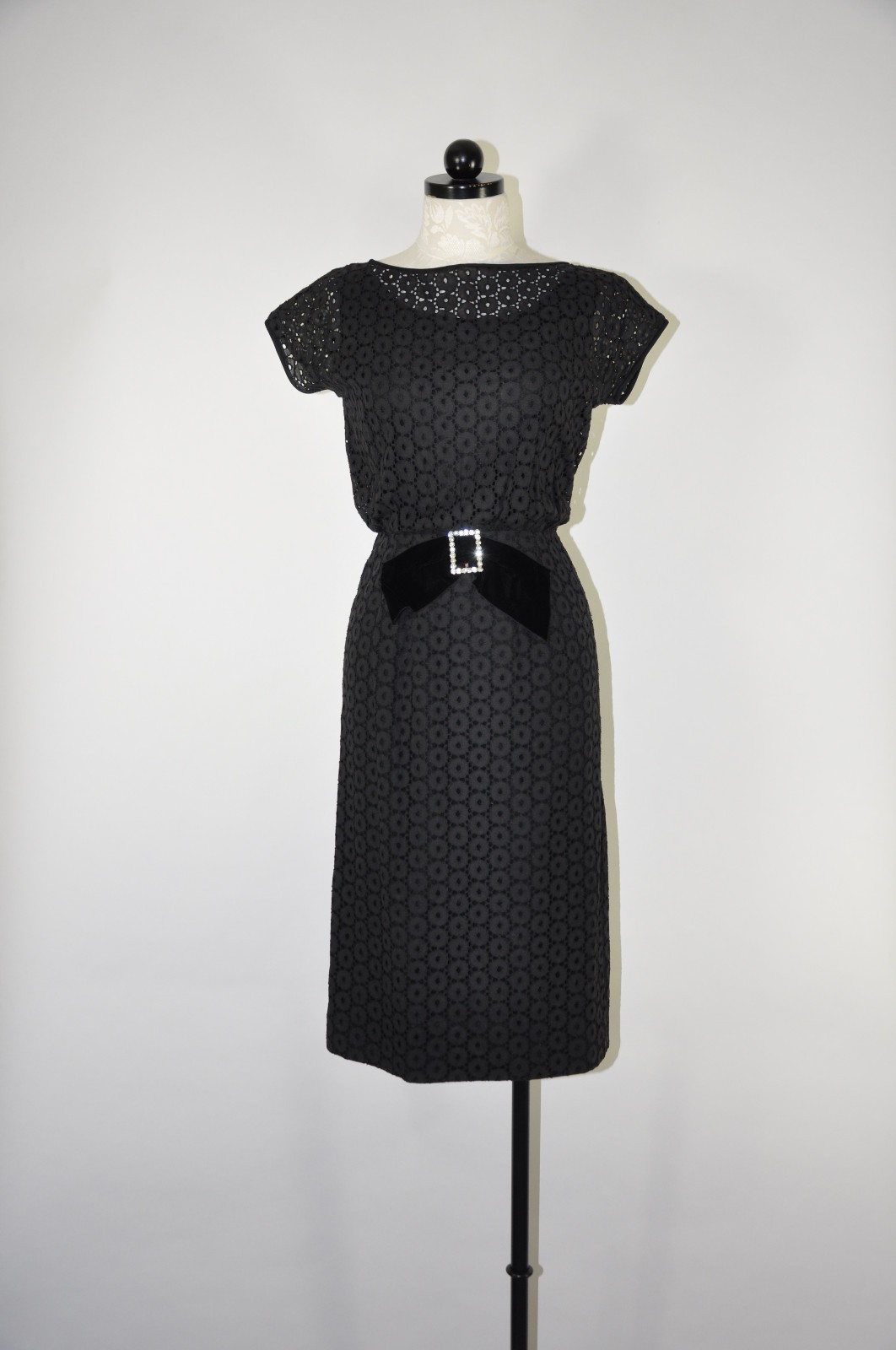 50s Vintage Black Cotton Lace Eyelet Velvet Rhinestone Wiggle Cocktail Dress S