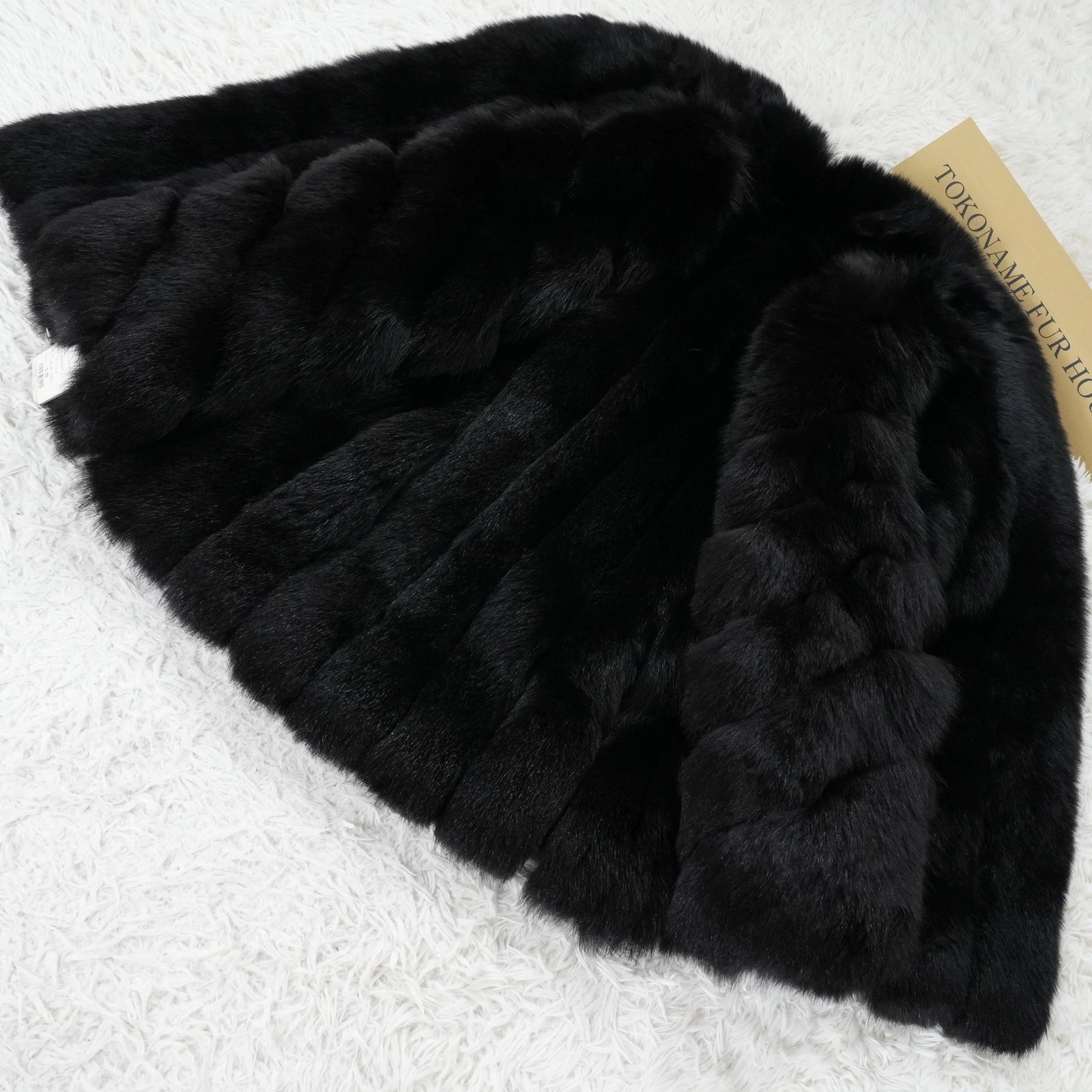 SAGA ROYAL FOX Black Dyed Coat – Genuine Vintage Fur From Japan