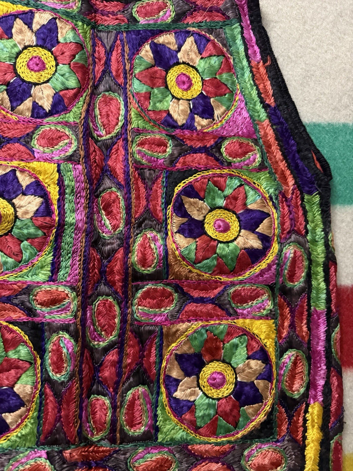 Vintage 50s 60s Afghan Hippie Flower Embroidery Vest Extra Small XS Colorful