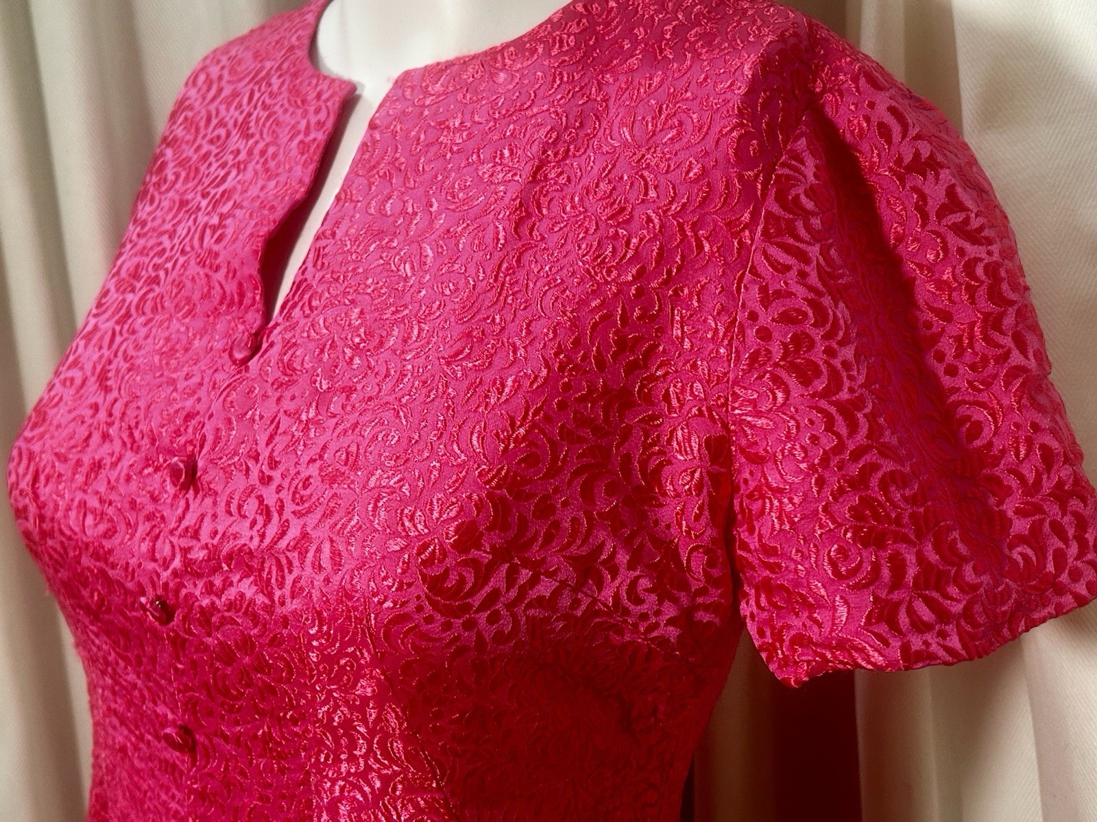 Vtg 50s 60s Handmade Hot Pink Jacquard Mod Go Go Cocktail Shift Mini Dress SZ S
