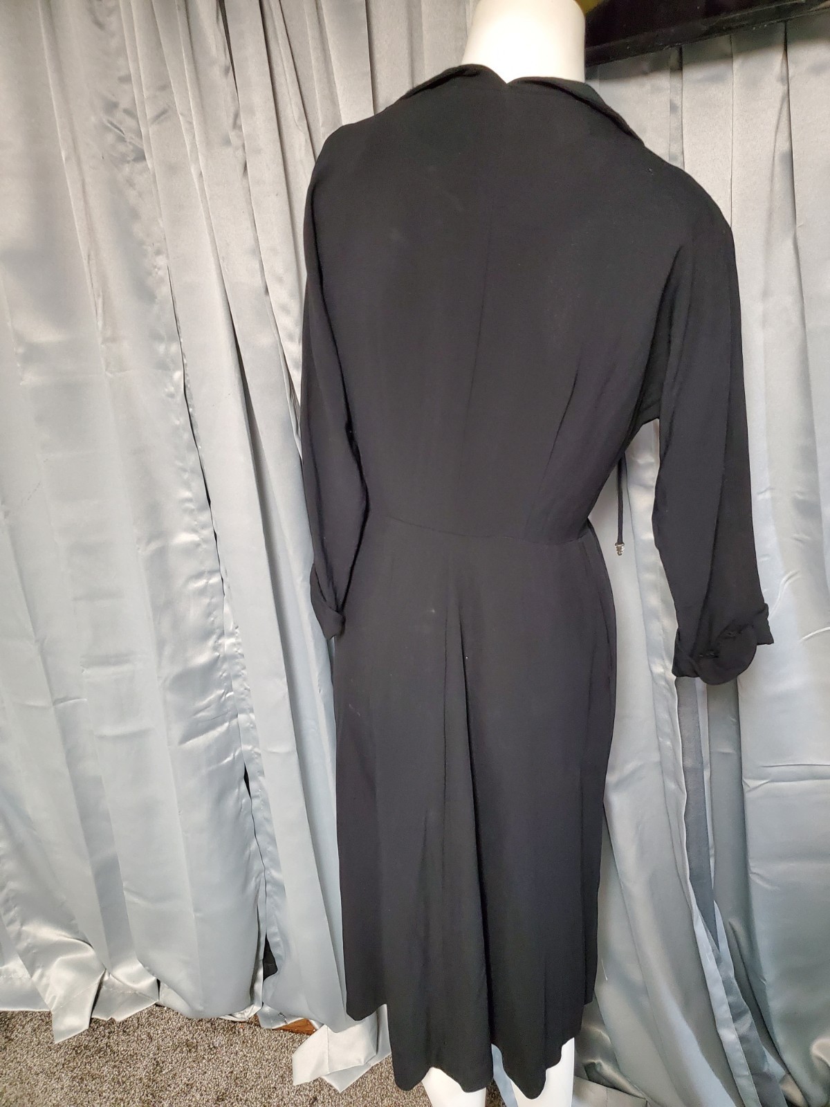 True Vtg 1940s 40s DRESS Sz XS-S rayon crepe rhinestones Sequins WW2 EUC antique