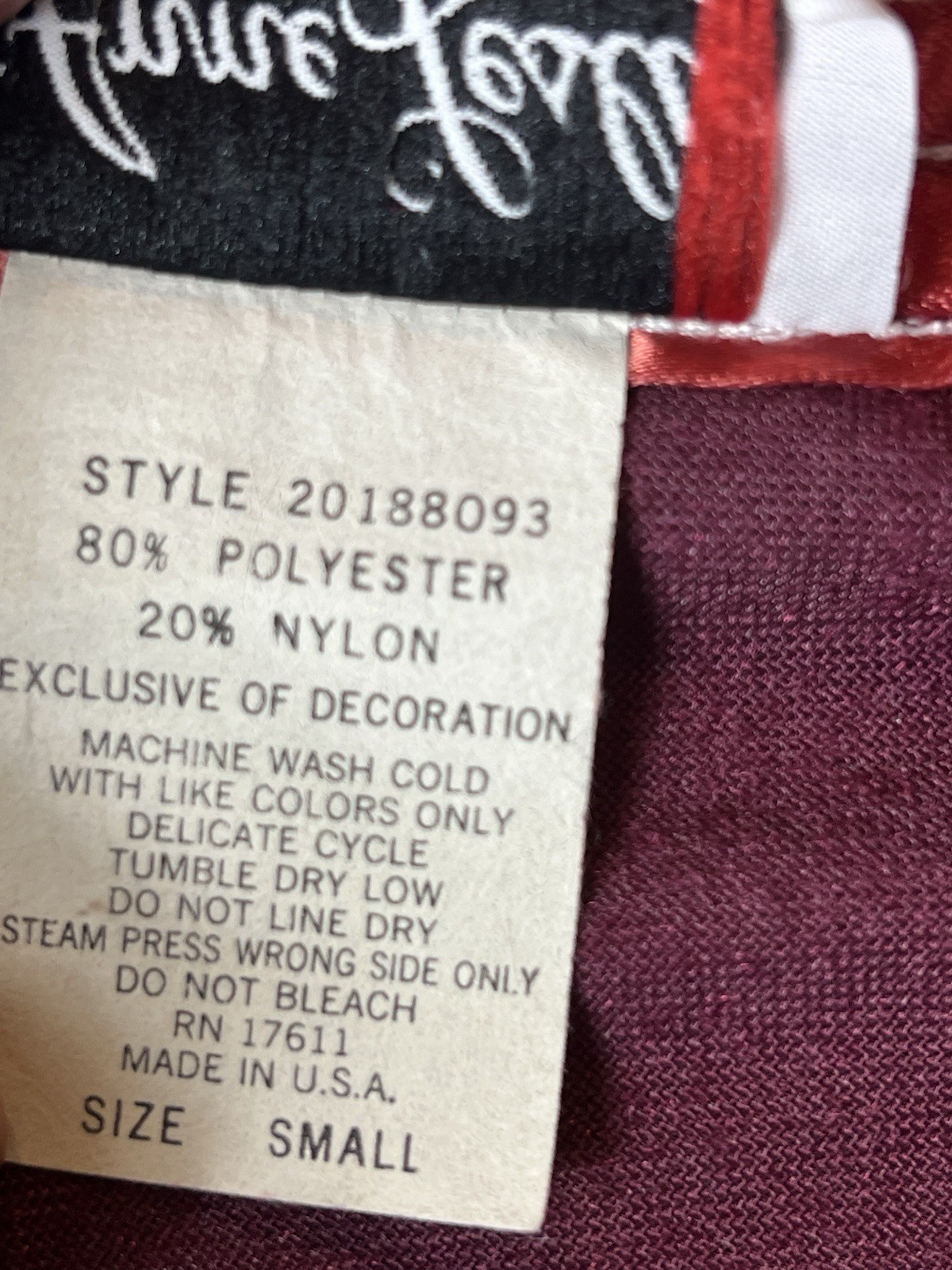 Vintage Anne Leslie Robe Small Burgundy Velvet Satin Embroidered Excellent USA