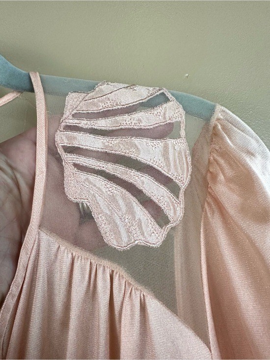Vintage Maidenform Peach Satin Shell Applique Peignoir Robe Mermaidcore S 80s