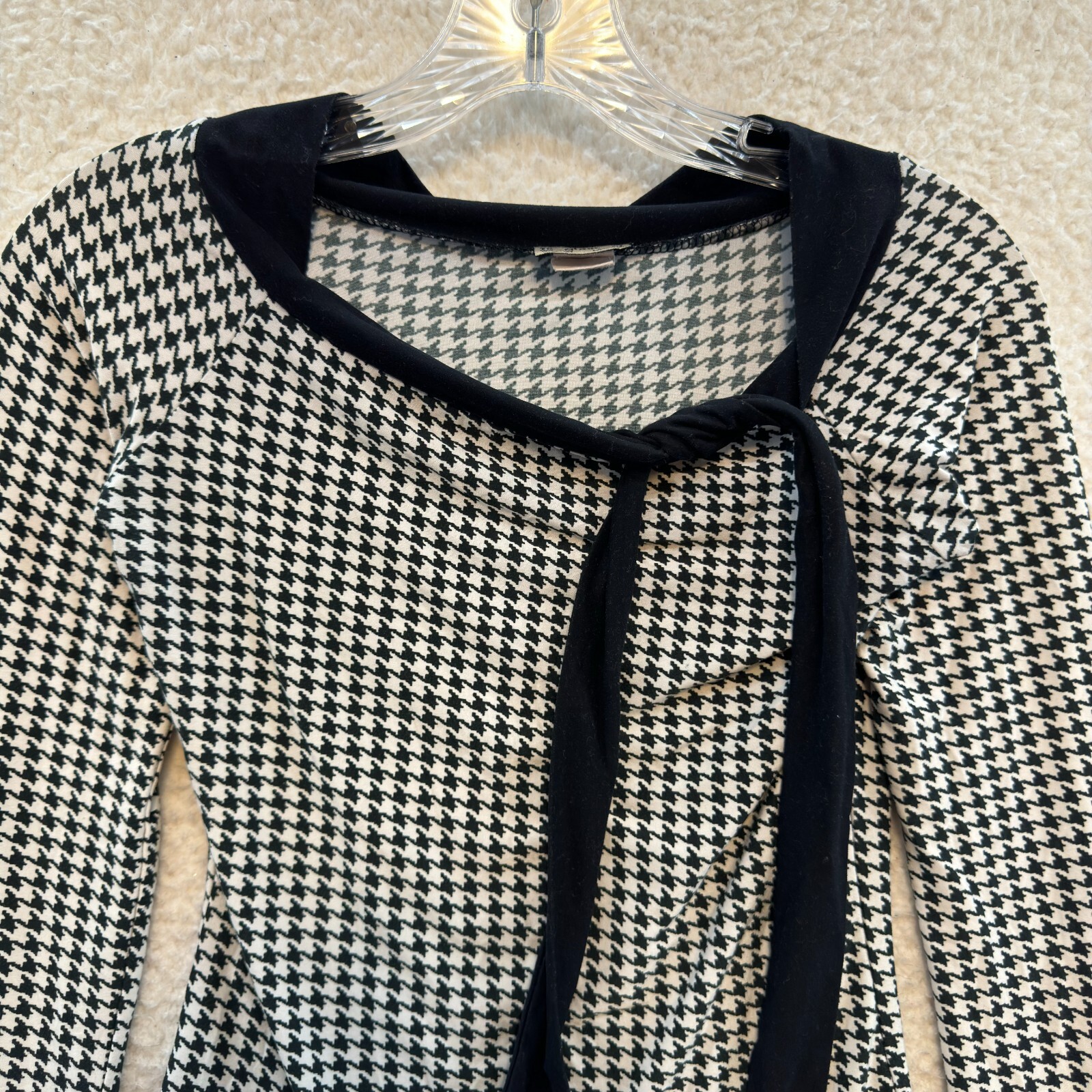 Y2K Vintatge Top S Small Black White Slinky Stretch Houndstooth Preppy Corpcore
