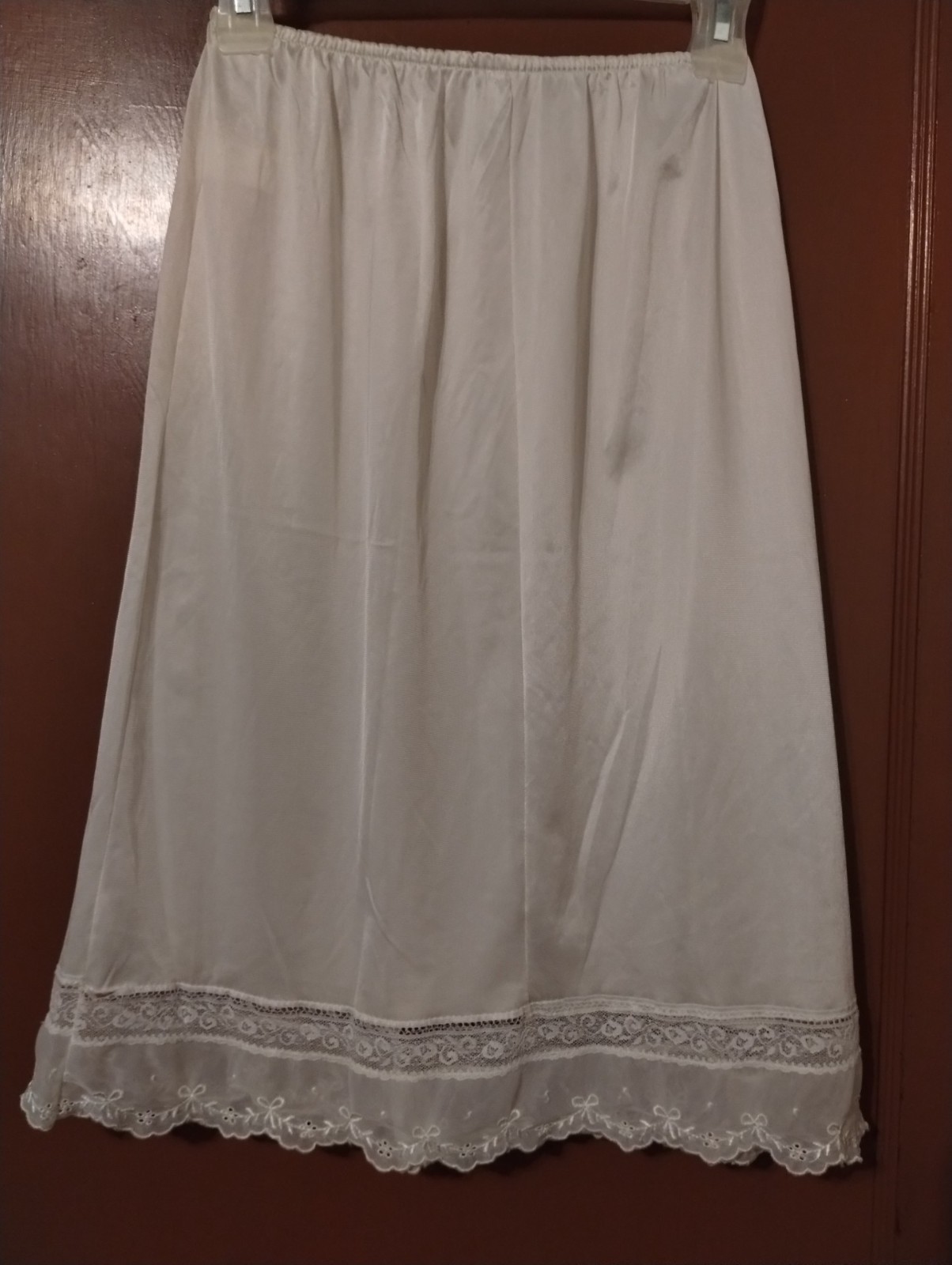 Vintage Sears Half Slip Small BEIGE/IVORY Antron Nylon 24 Inch Length Lace Trim