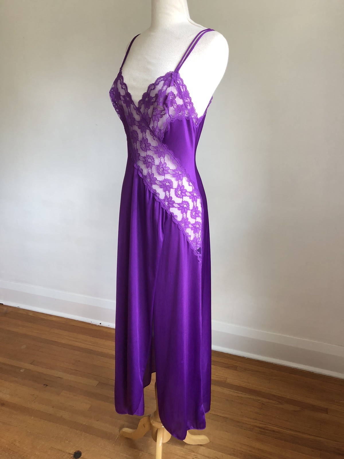 STUNNING VTG VAL MODE Purple Nylon Chiffon & Lace 2pc Nightgown Peignoir Set S