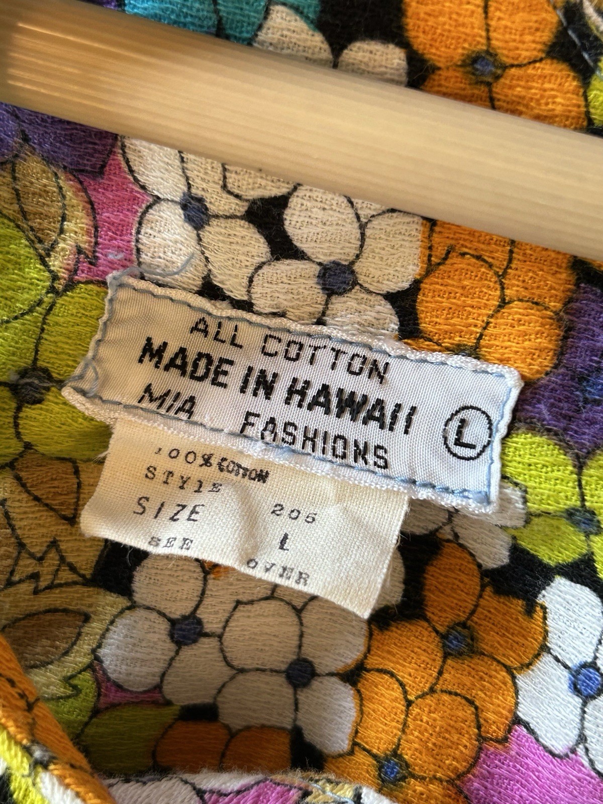 Vintage Hawaiian Dress 100% Cotton Made In Hawaii Floral Double Pleated Back