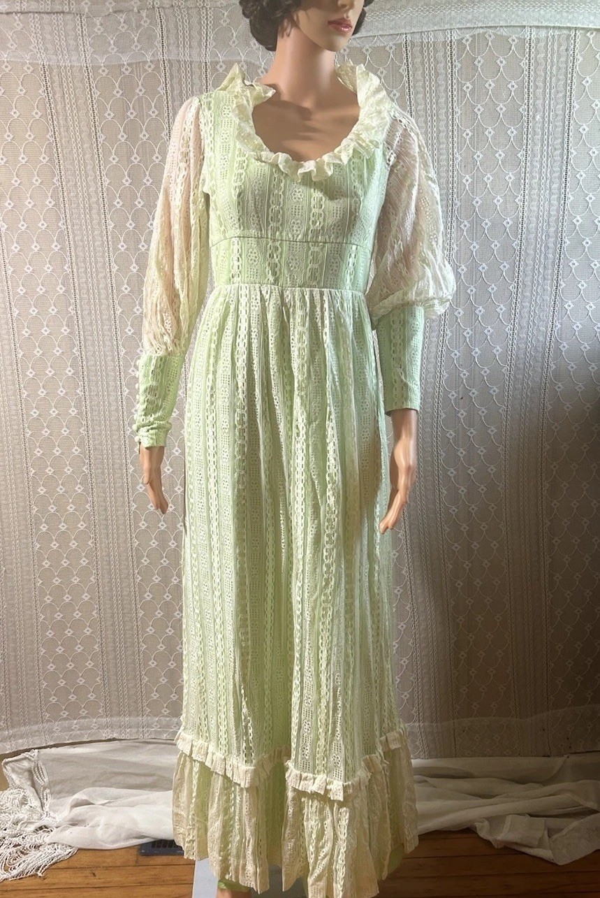 Vintage 1970s Prairie Dress Victorian Lace Folklore Cottagecore Lime Maxi S 27W