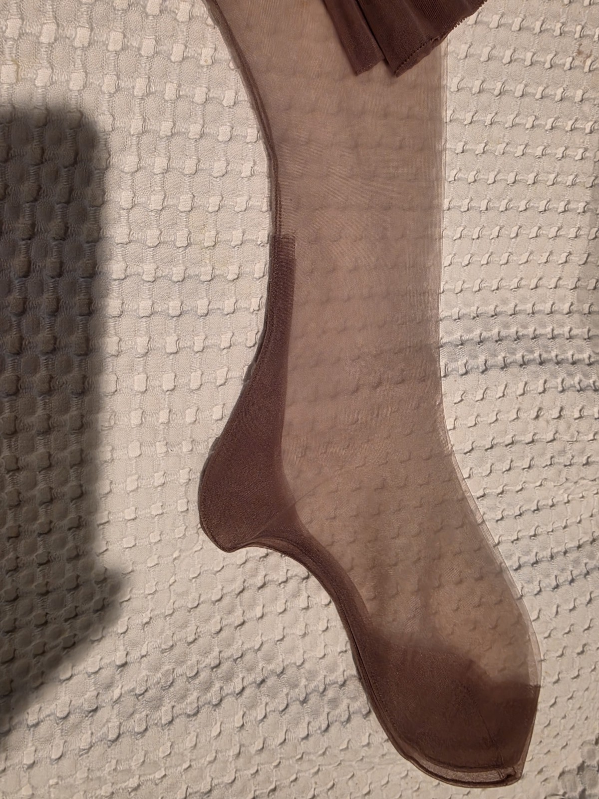 Ceil Chapman Vintage 1 Pair 100% Nylon Stockings Thigh High With Seam Size 9 M
