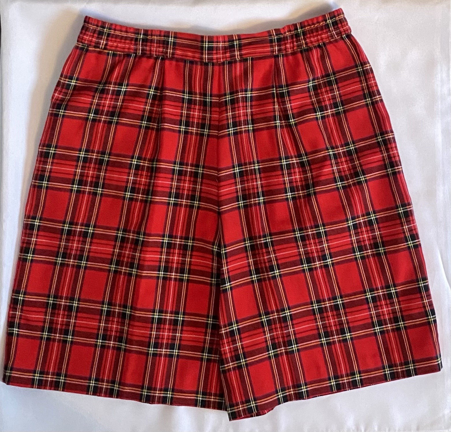 Leslie Fay High Waist Red Tartan Plaid Shorts Preppy City Classic Vintage Sz 16