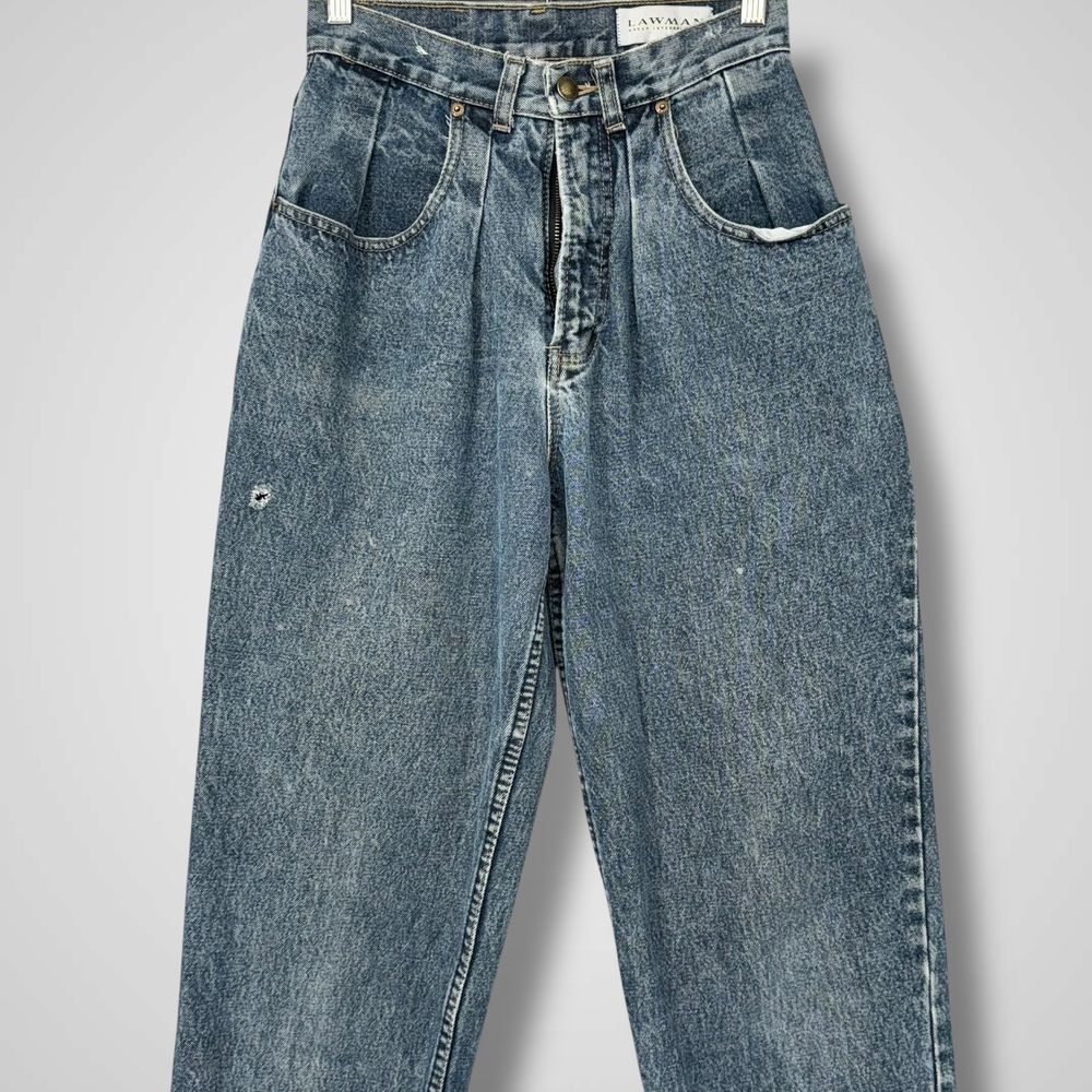 Lawman World Class Denim Vintage High Waisted Pleated Mom Jeans Distressed Sz 5