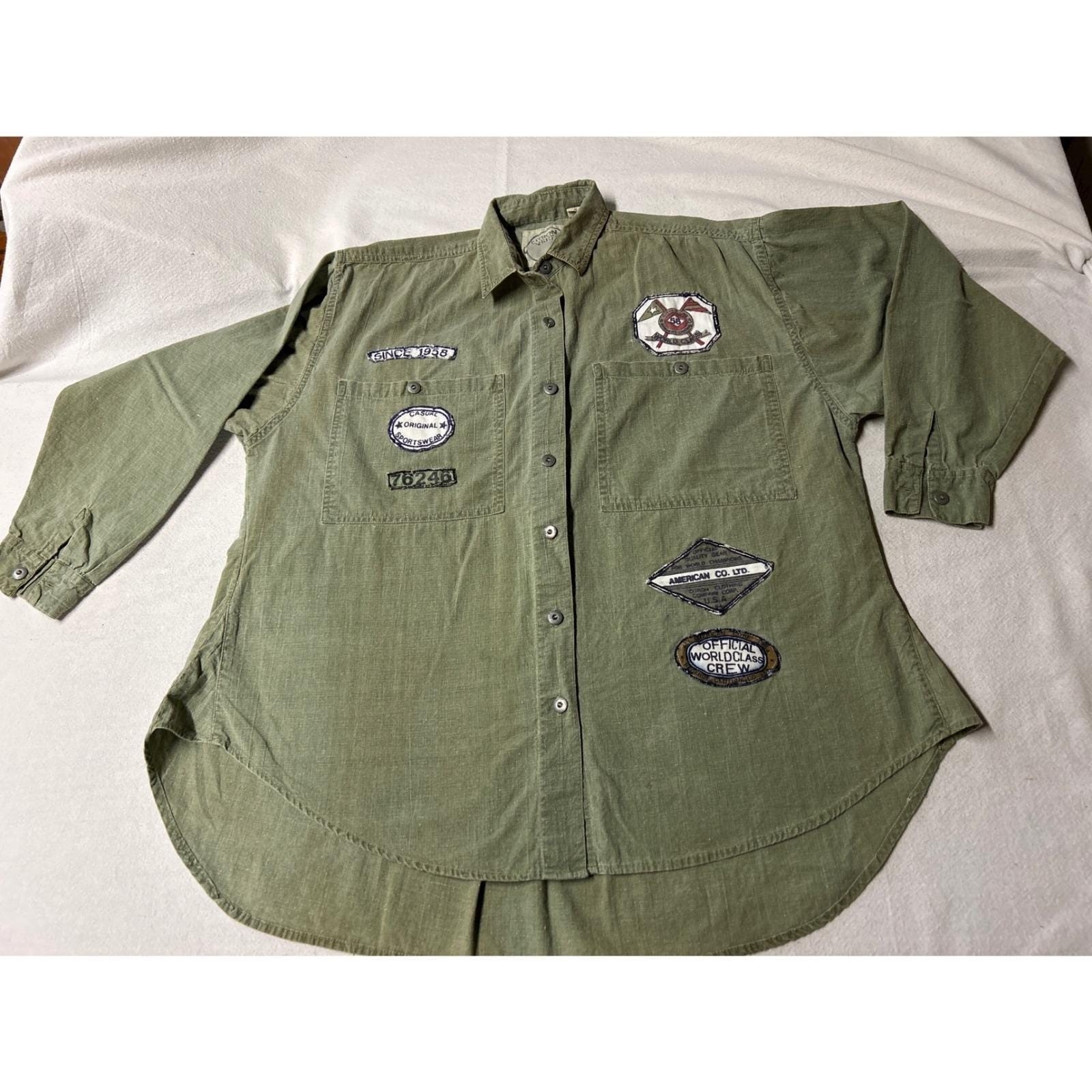 Vintage Y2K Citron Vert Olive Green Long Sleeve Military Look Patches Shirt WS