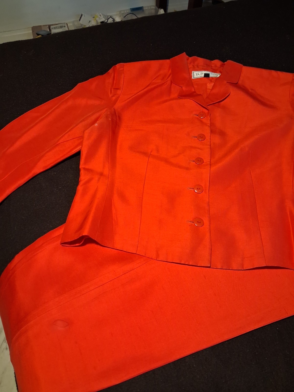 Travis Ayers vintage 100%silk Red. Pantsuit Chic Casual Sz 12