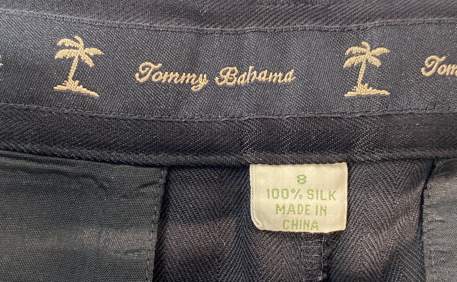 Tommy Bahama Women’s Black Silk Pleated Herringbone Shorts Vintage Y2K Sz 8