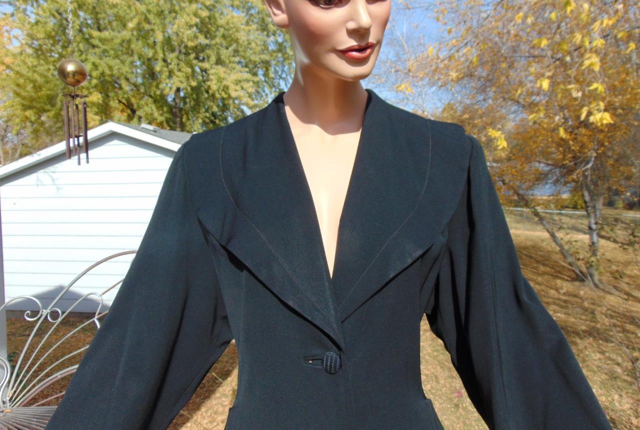 VTG 40s Forstmann Black Gabardine Belted Back Fitted Coat 34W