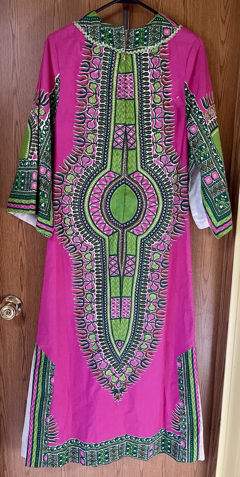 1960s Kenyan Psychedelic Maxi Dress – Size 10 – Shangri‑La Boutique