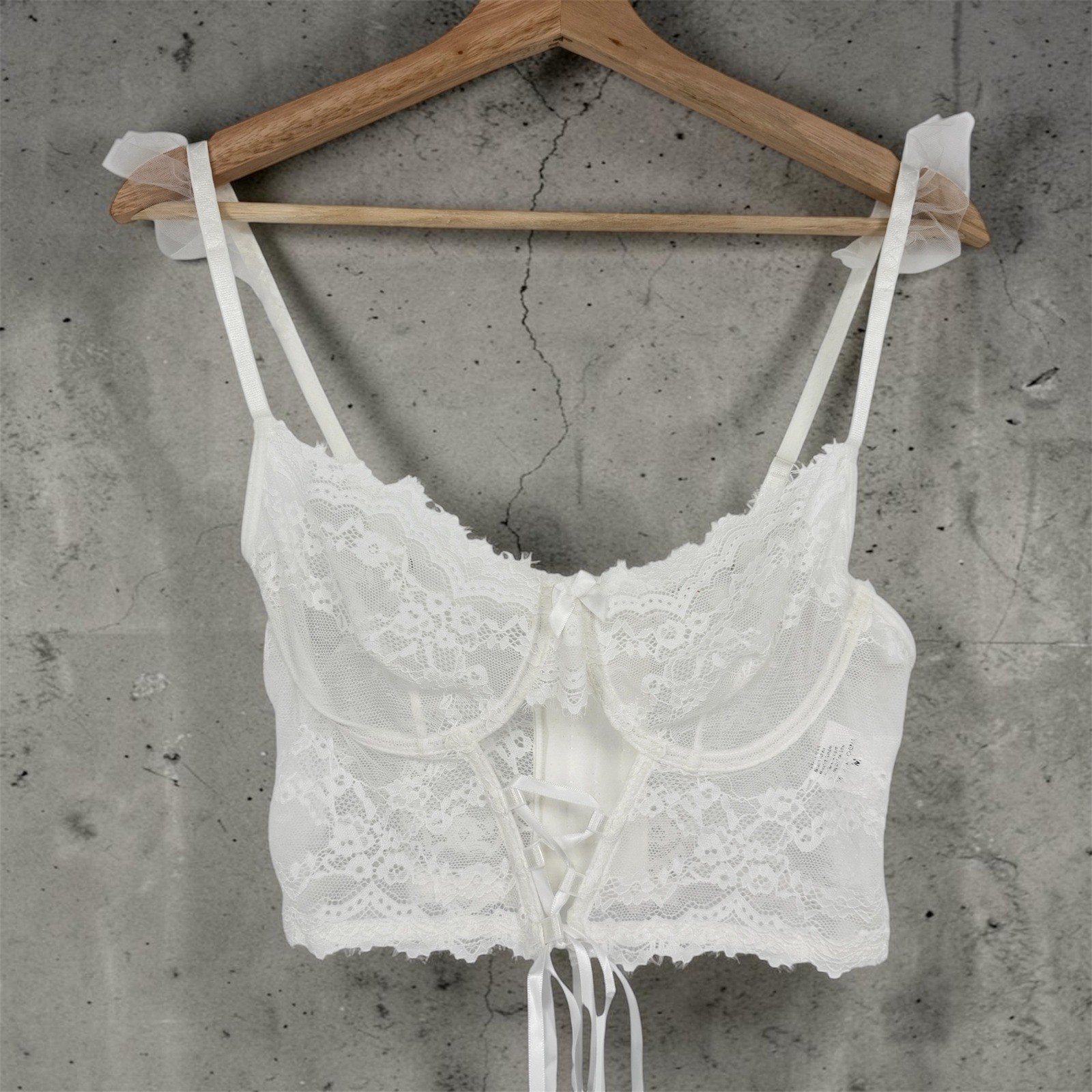 Avid Love White Lace Lingerie Top Sz M