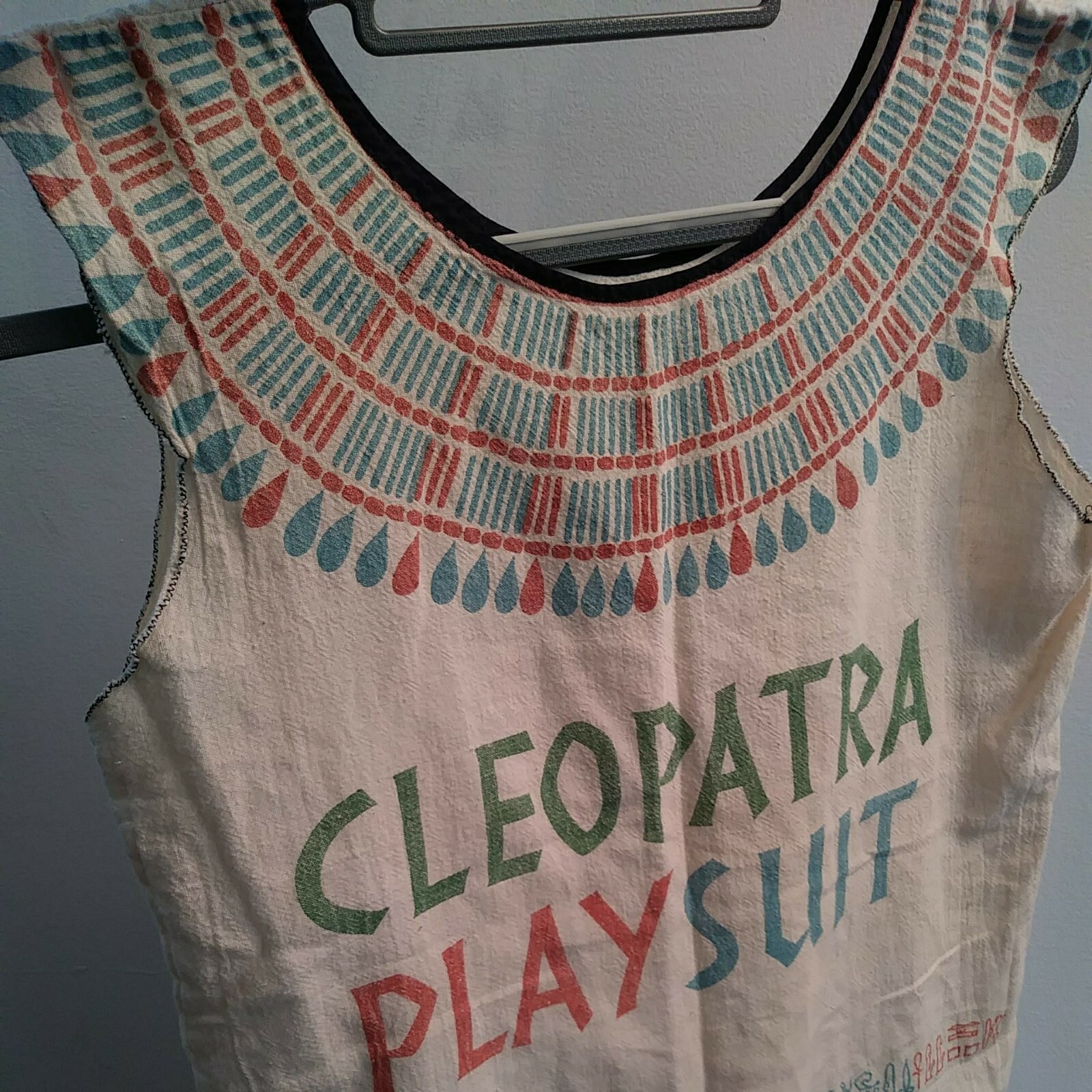 Vintage 50s 60s Sack Dress Cleopatra play suit costume Sm meds linen ivory sack