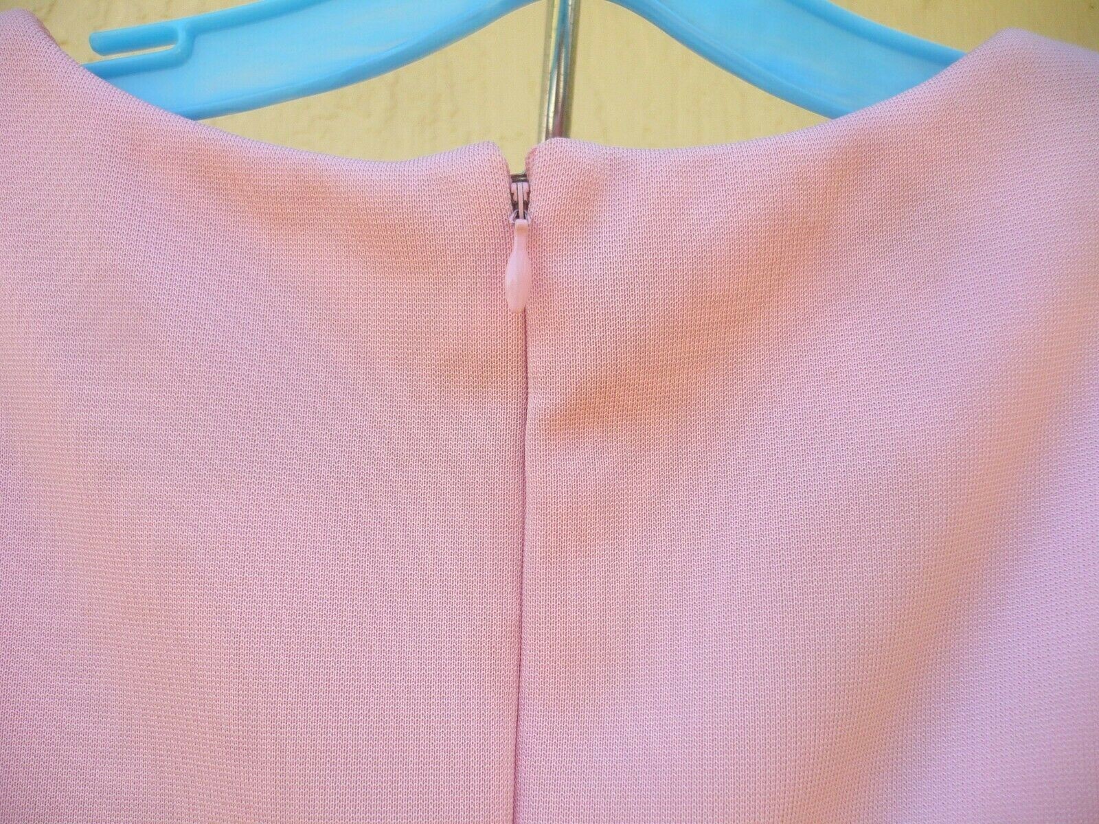 VTG 70S SOLID PINK S M TEXTURED HEAVY POLYESTER HOURGLASS MAXI DRESS TALL WOMEN