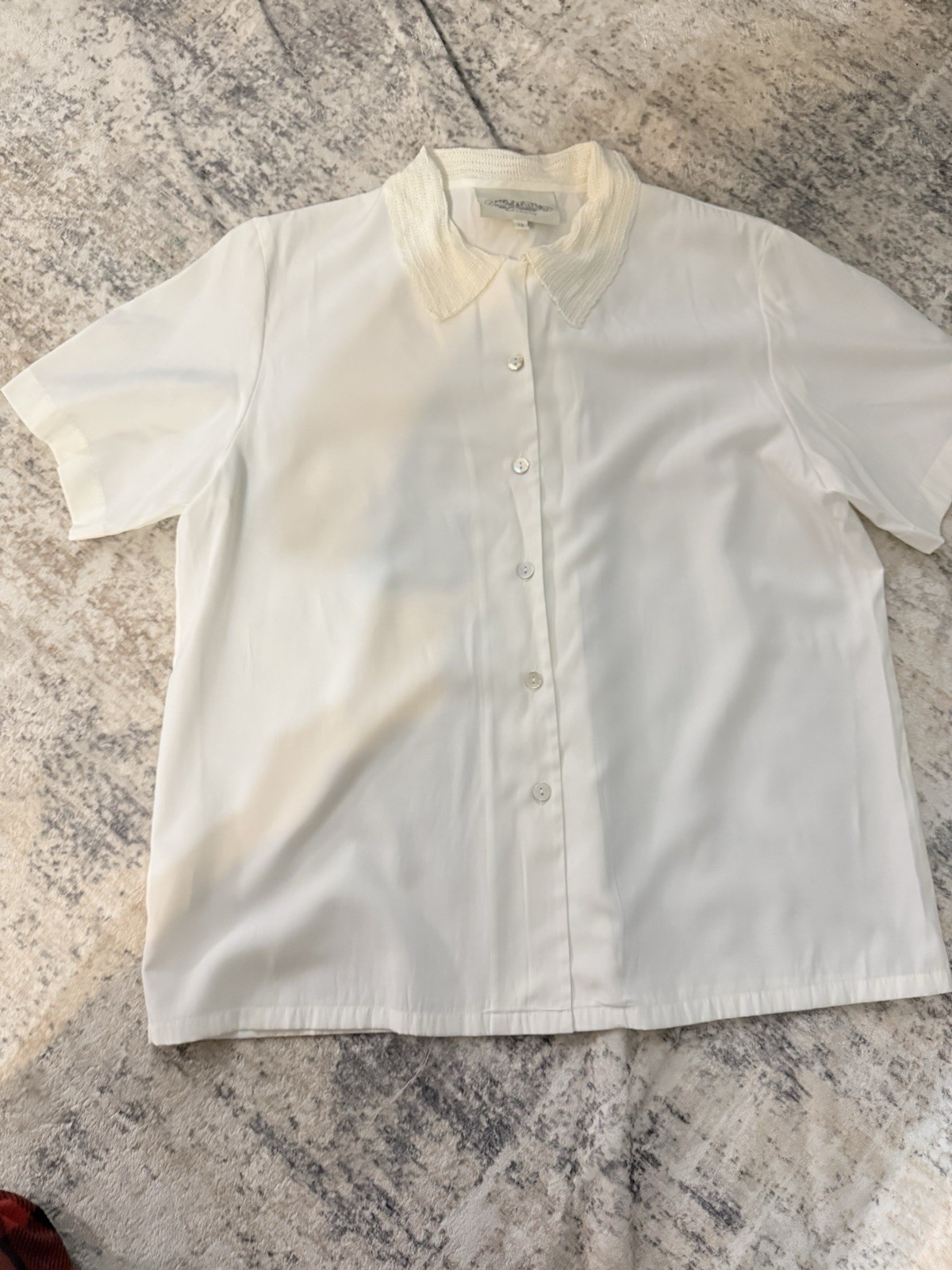 Susan Bristol White Vintage Shirt Size 12, Chest 44in, Shoulder to Hem 27in