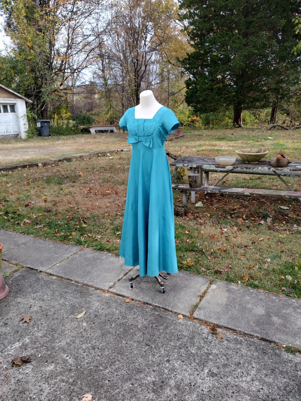 True vintage shiny taffeta gown dress Acetate Center back zipper Very full skirt