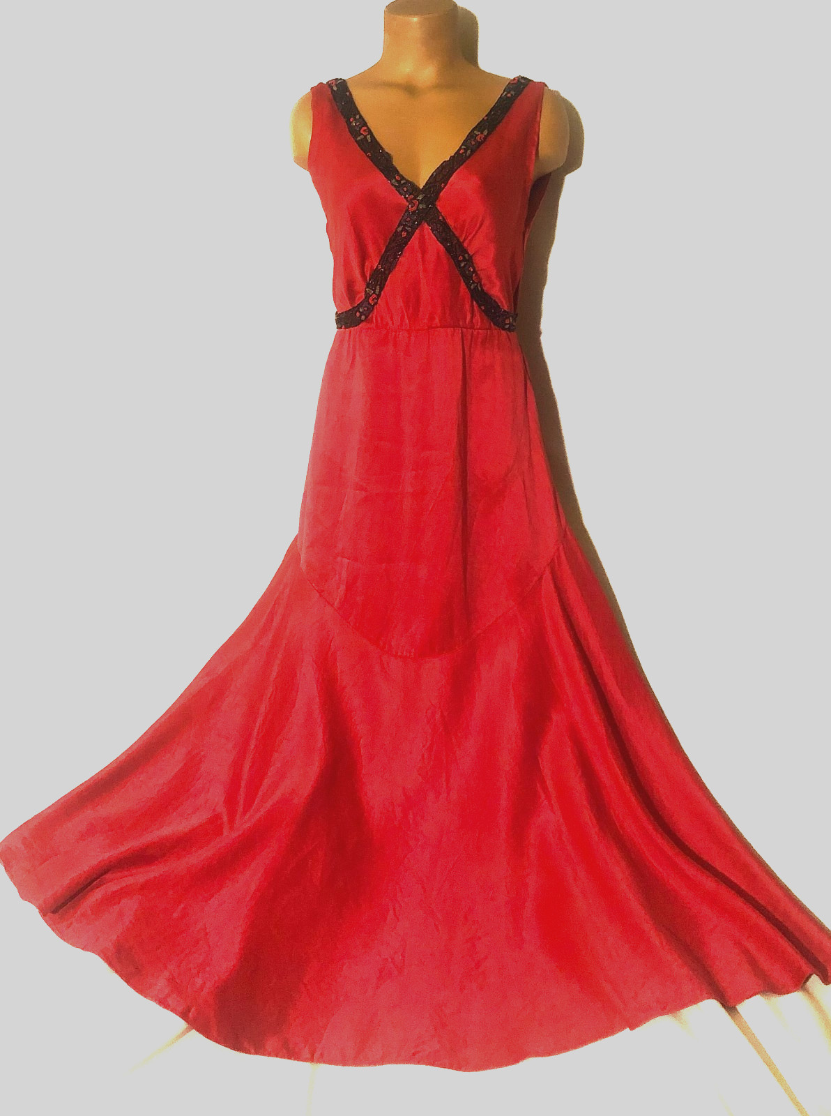 Antique vtg true 1930s red cherry silk beaded trim dress, excellent