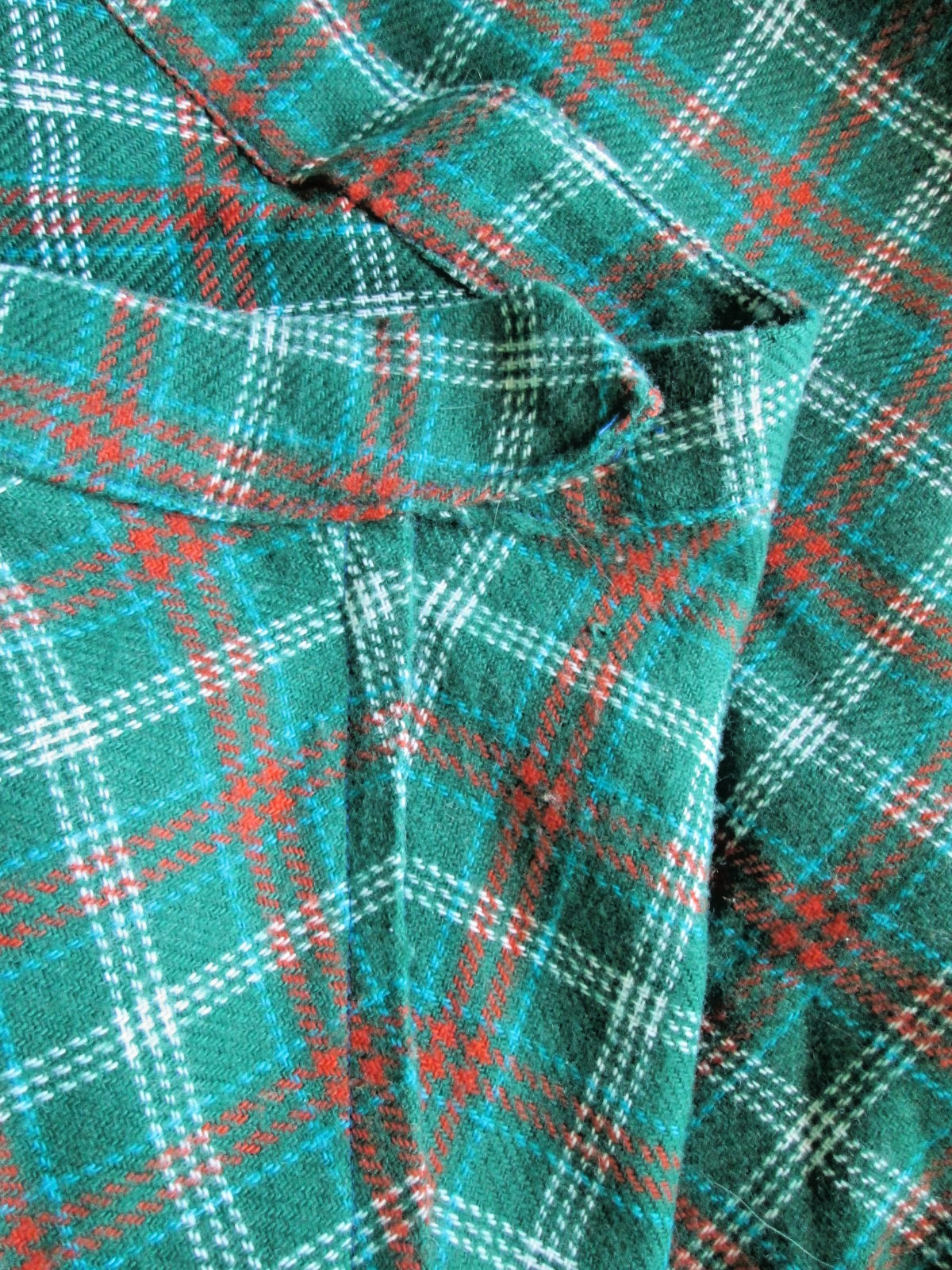 Vintage 1970s Wool Maxi Skirt Green plaid homemade never worn 38″x41″ w/4″ hem