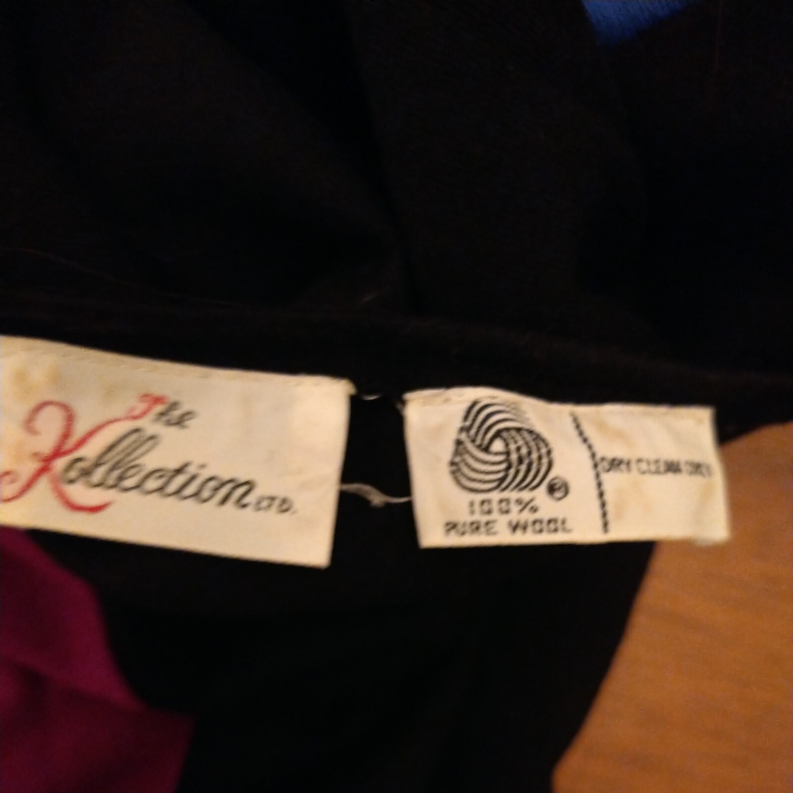 VTG 90’s The Kollection Ltd. Size M Wool Knit Black w/ Multicolor Sleeves