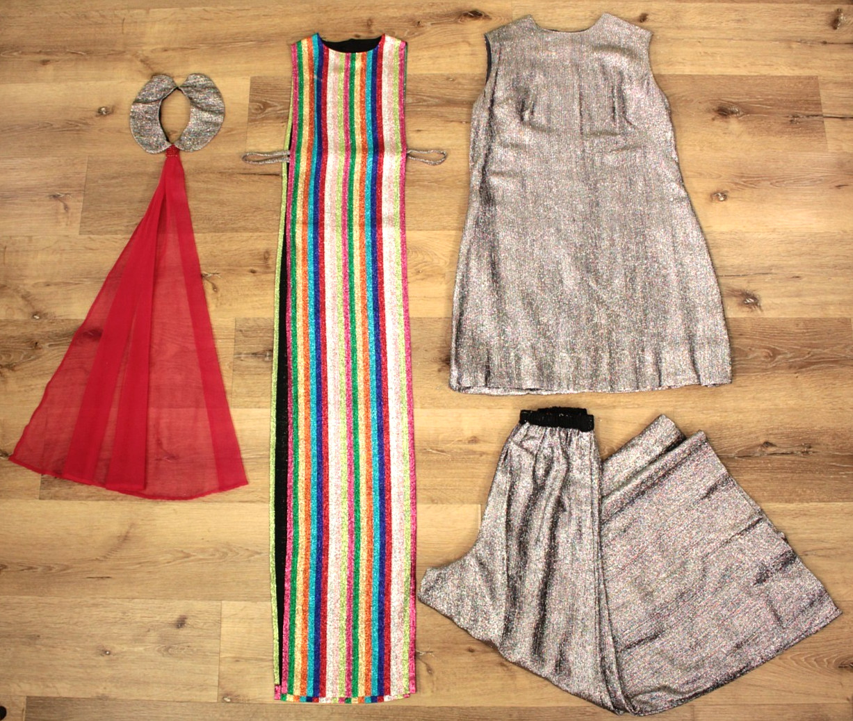 VTG Women’s 60s 4 Pc Tinsel Set / Outfit W/ Rainbow Dickie & Collar XS/S 1960s