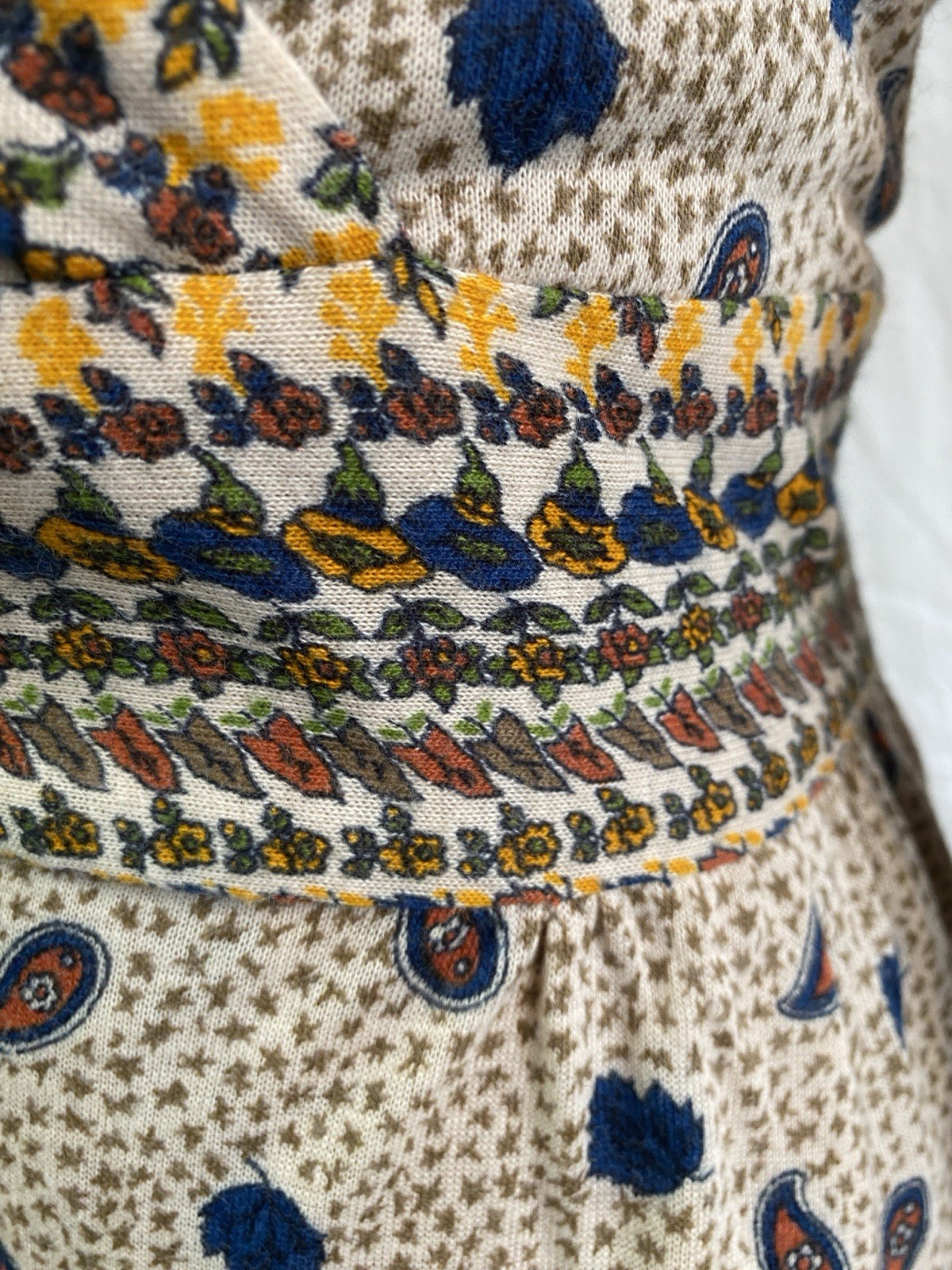 Vintage 70s Midge Grant Career Dress Wrap Bodice Inset Waist Paisley Modern 4