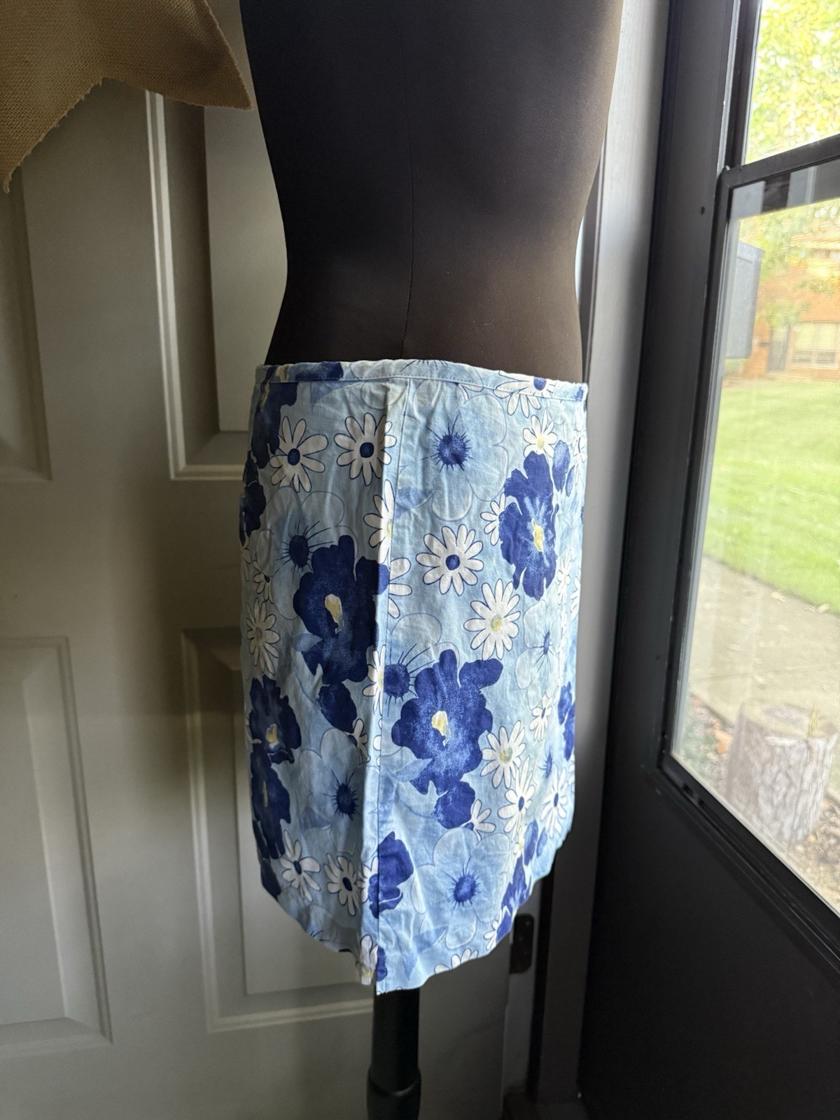Vintage Tangents blue flower power mini skirt, size 13/14