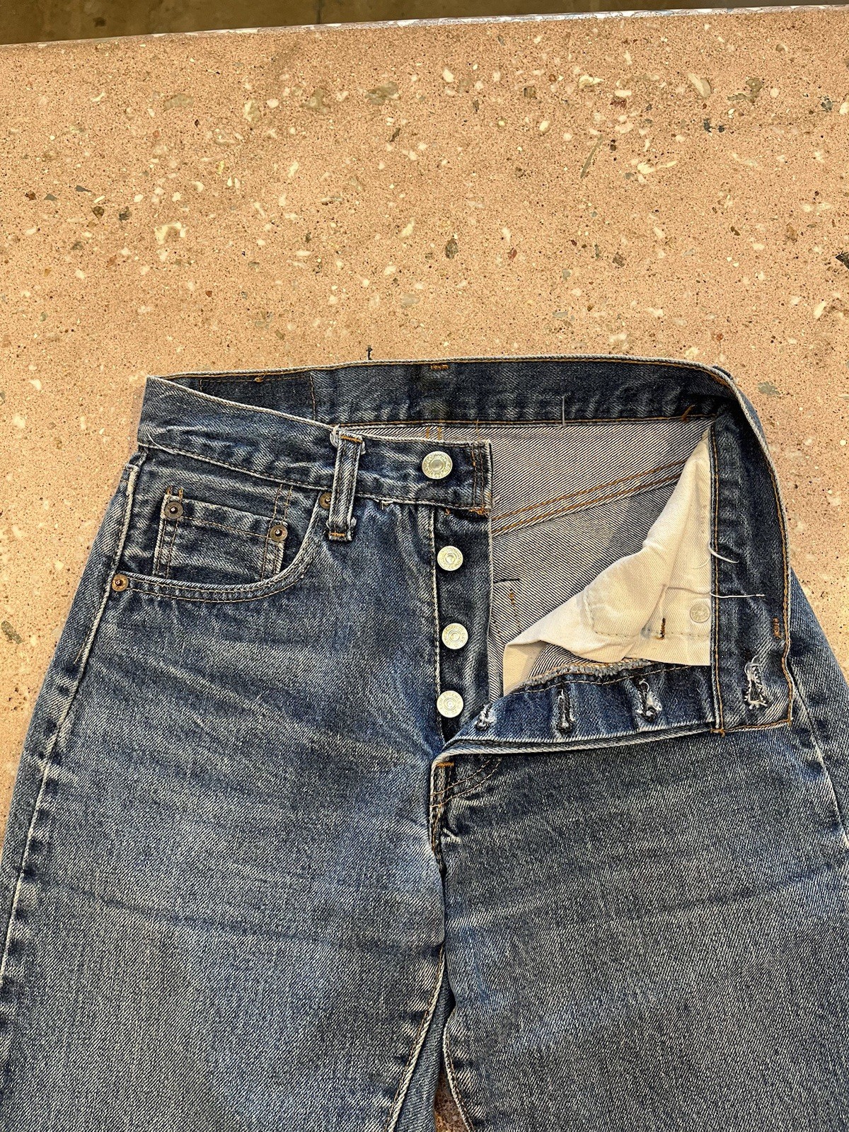 Vintage 1980s Levi’s 501 SELVEDGE jeans Denim 25 Waist
