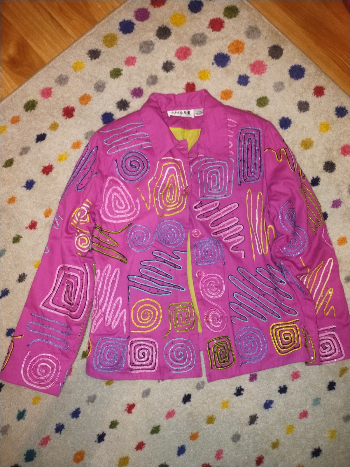 Vintage Women’s Anage Brand Pink And Very Vibrant Color Suit Jacket