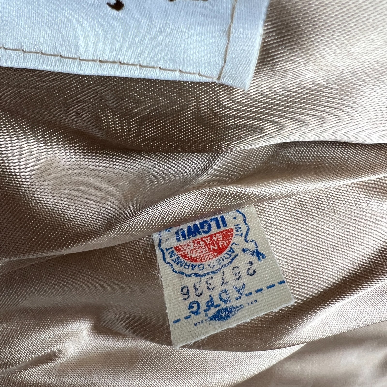 MILADY SHOP Vintage Pastel Mink Coat Womens S/M A-Line 1960s Collared Long Lined