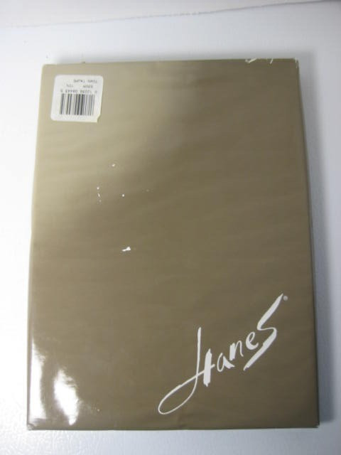 Hanes Walking Sheer Stockings 530M Town Taupe 10.5 M 3 Pair NEW