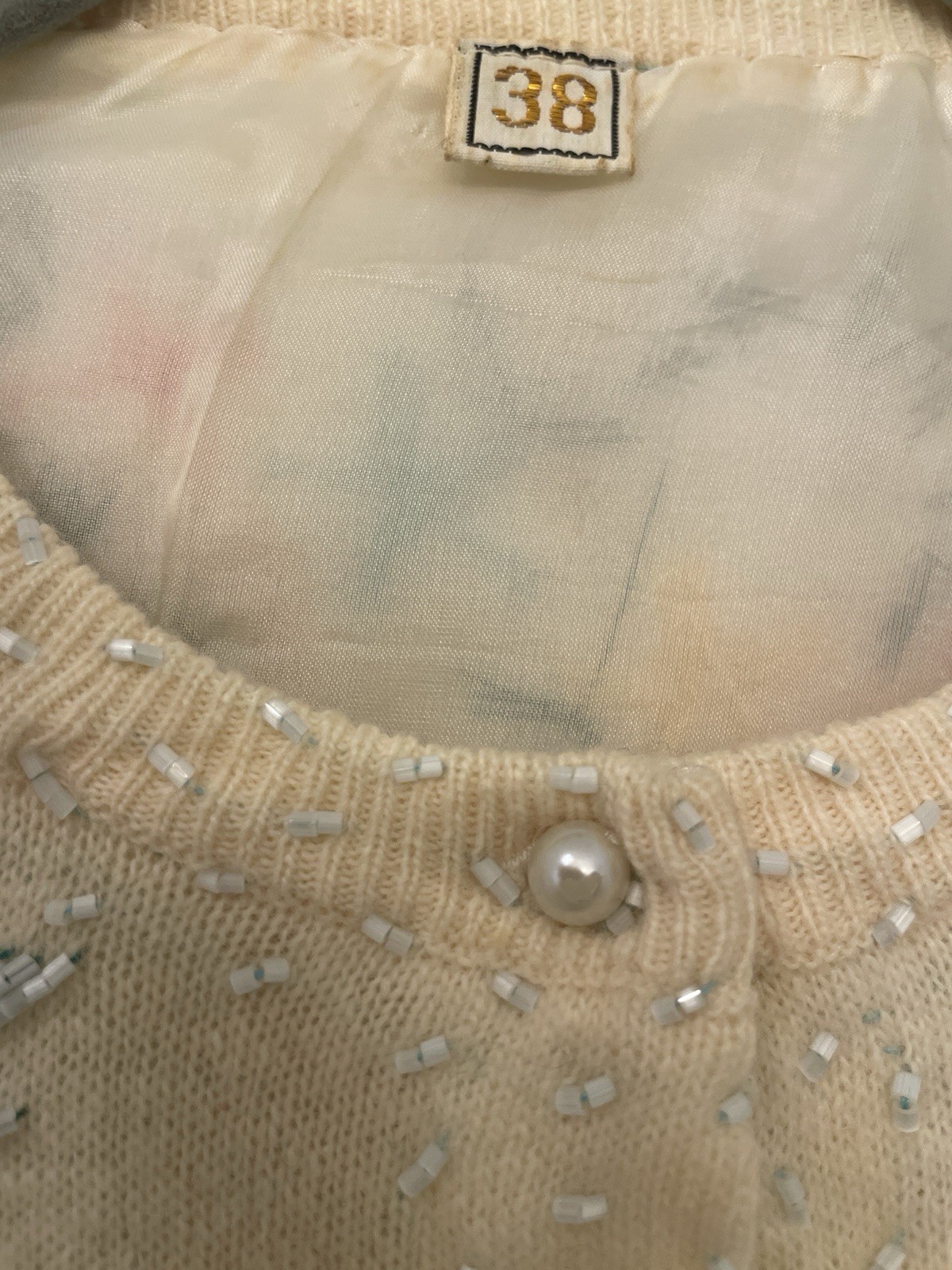 Vintage 50s Cardigan Sweater Dainty Floral Beaded Size 38 Medium