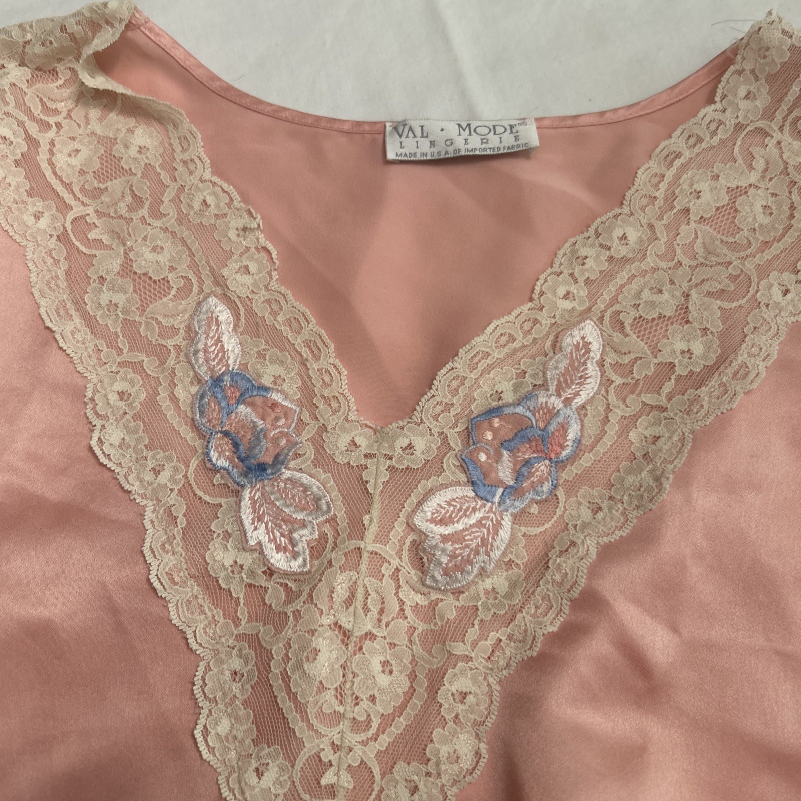 Vintage Val * Mode Sleepwear Gown, Large, Pink With Lace